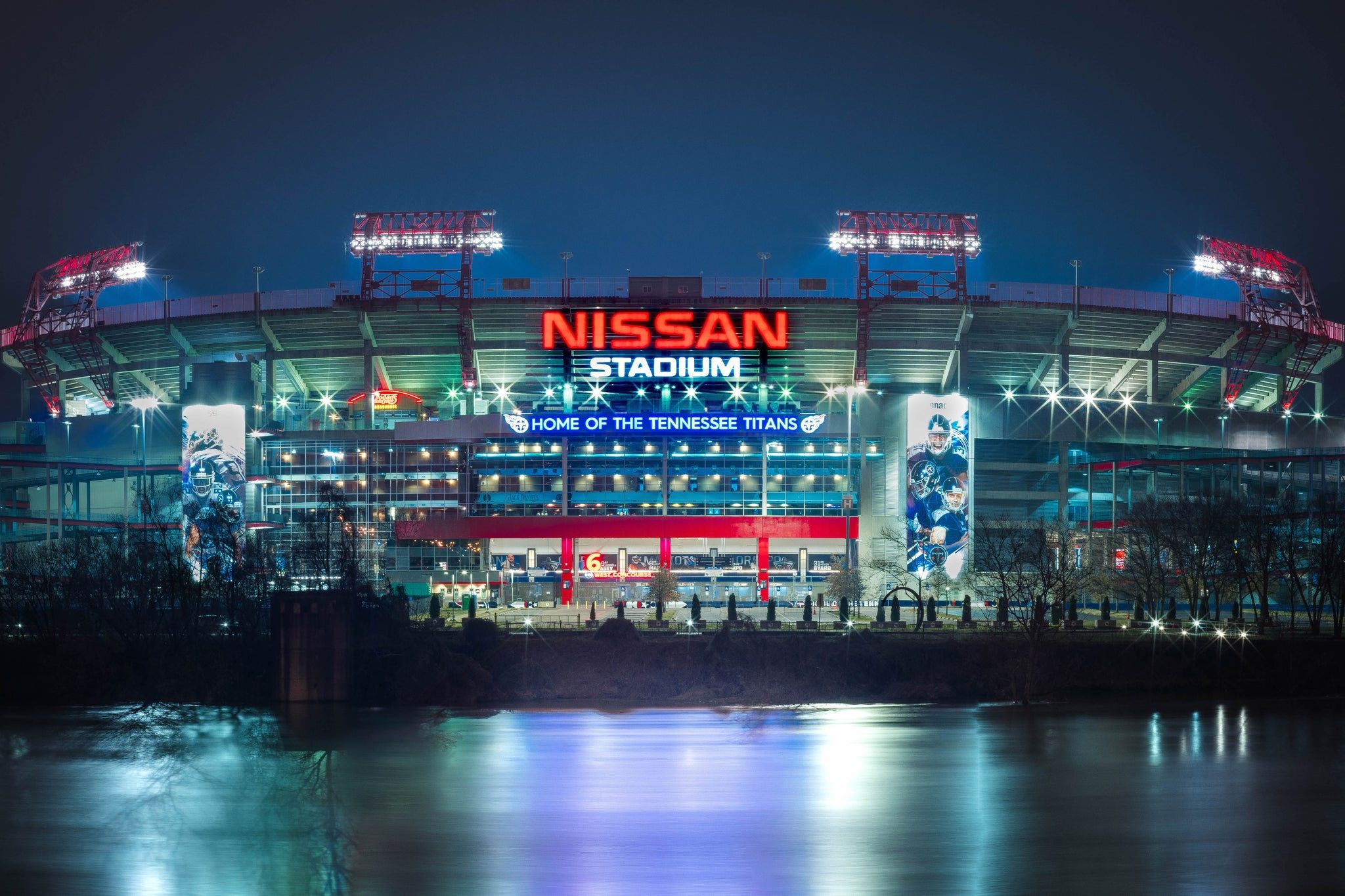 2048x1365 Nissan Stadium River Color