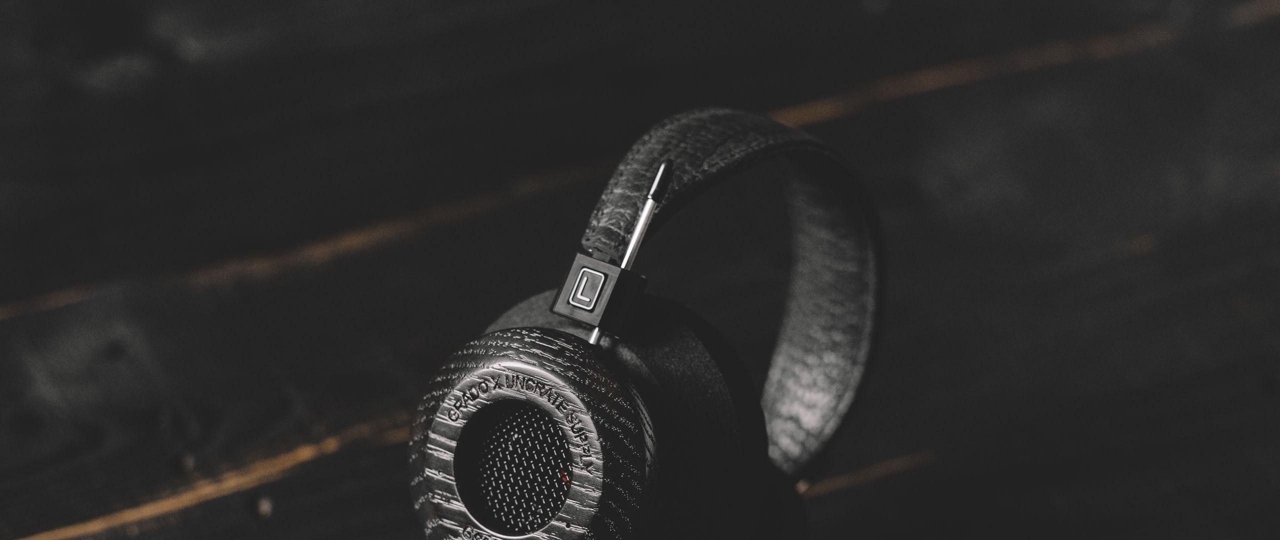 2560x1080 Download Headphones, audio, dark Dual Wide display 1080p wallpaper