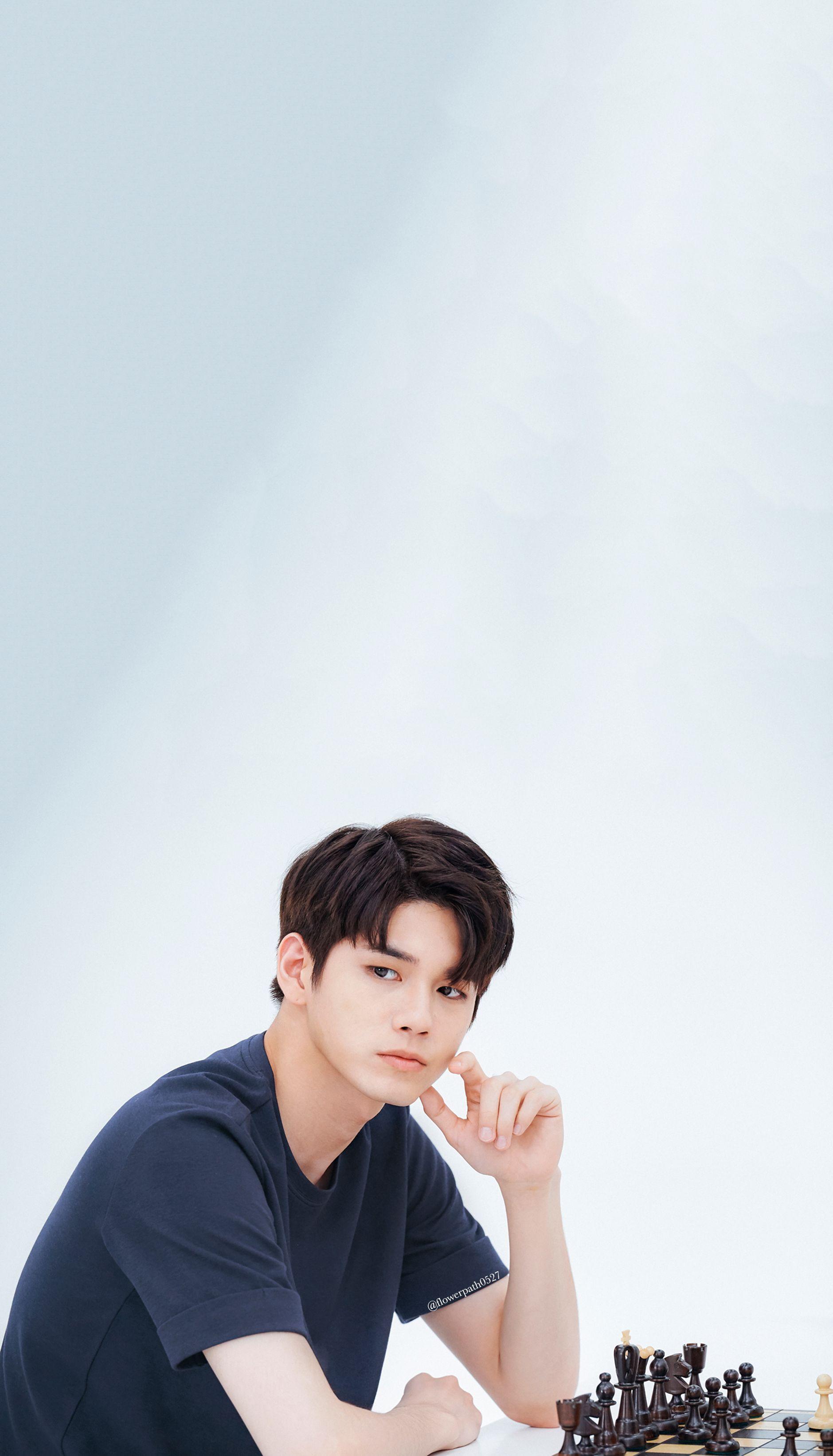 1879x3284 Ong Seongwoo Wallpaper