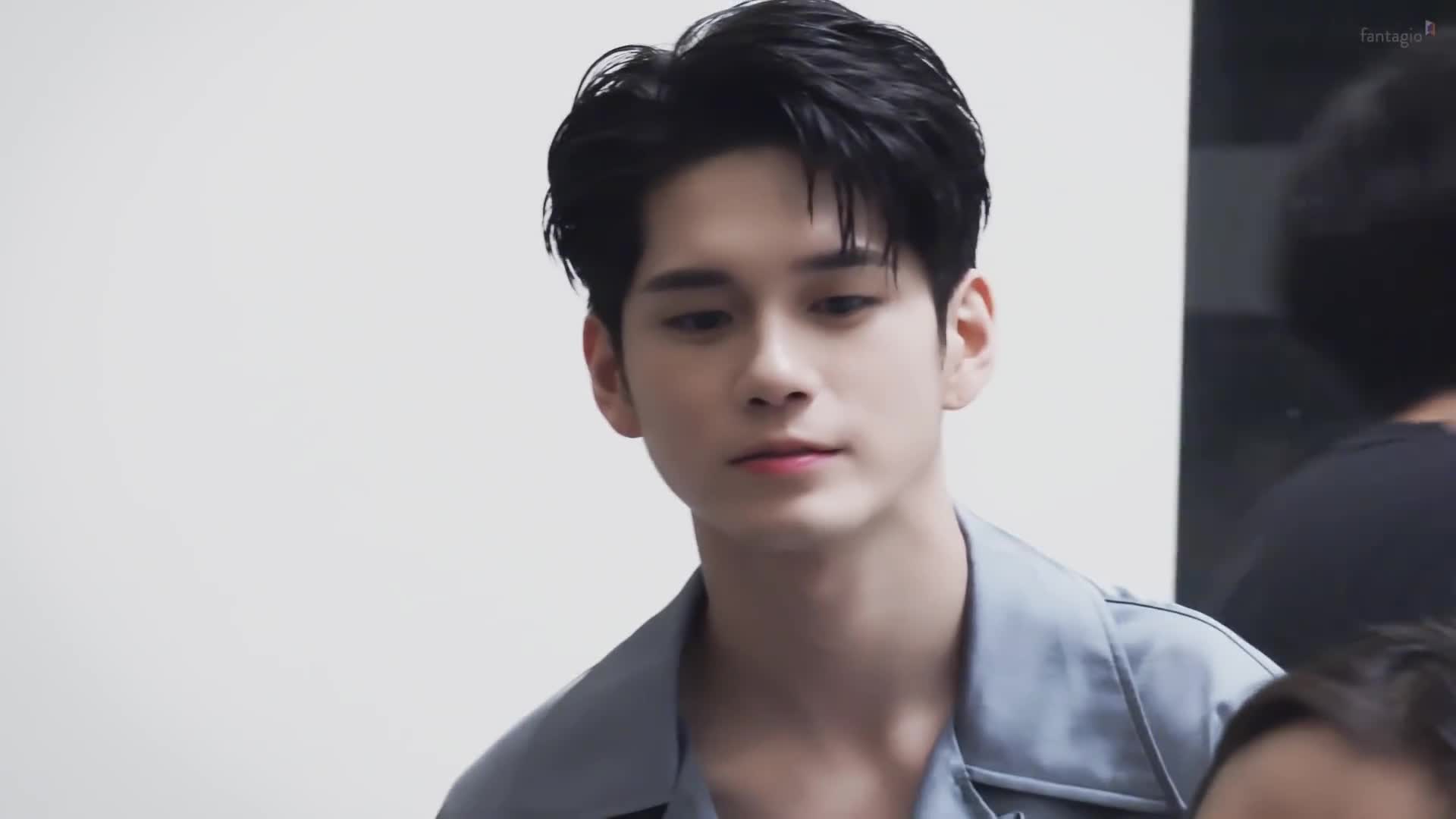 1920x1080 ONG SEONG WU 옹성우 Elle GIF