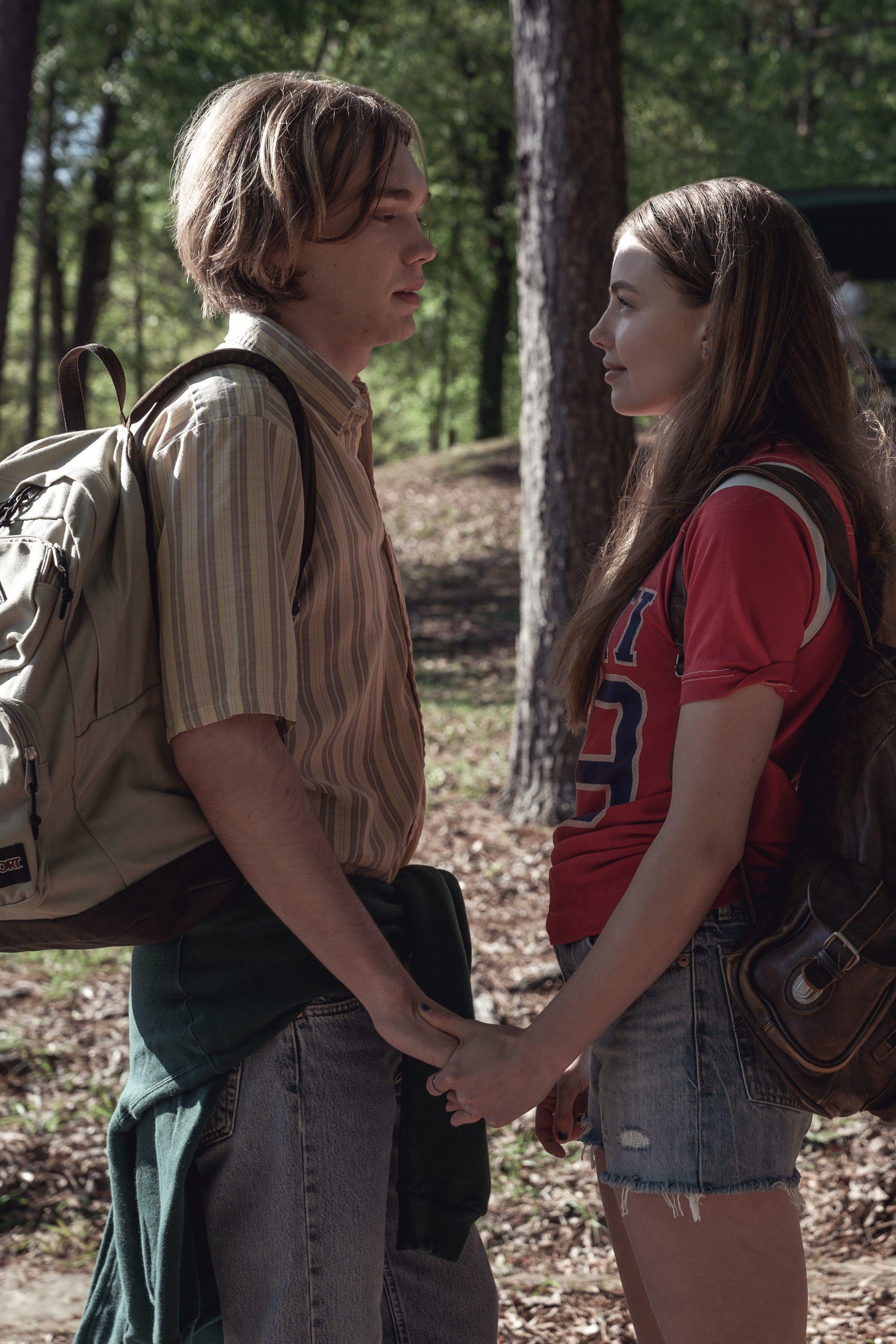 2666x3999 Hulu's First “Looking for Alaska” Photo Bring the Beloved Book to