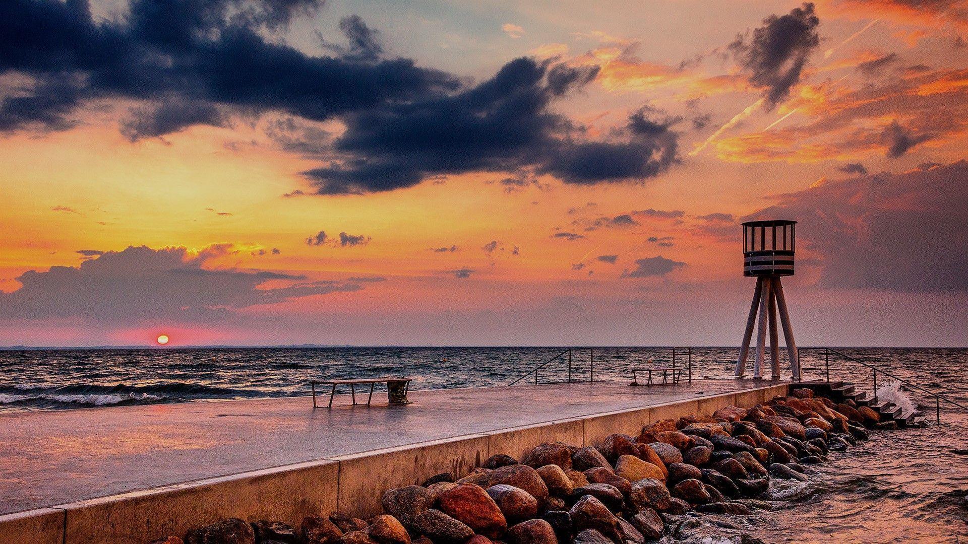 1920x1080 Sunrise at Bellevue Beach or Strand, Klampenborg, Copenhagen