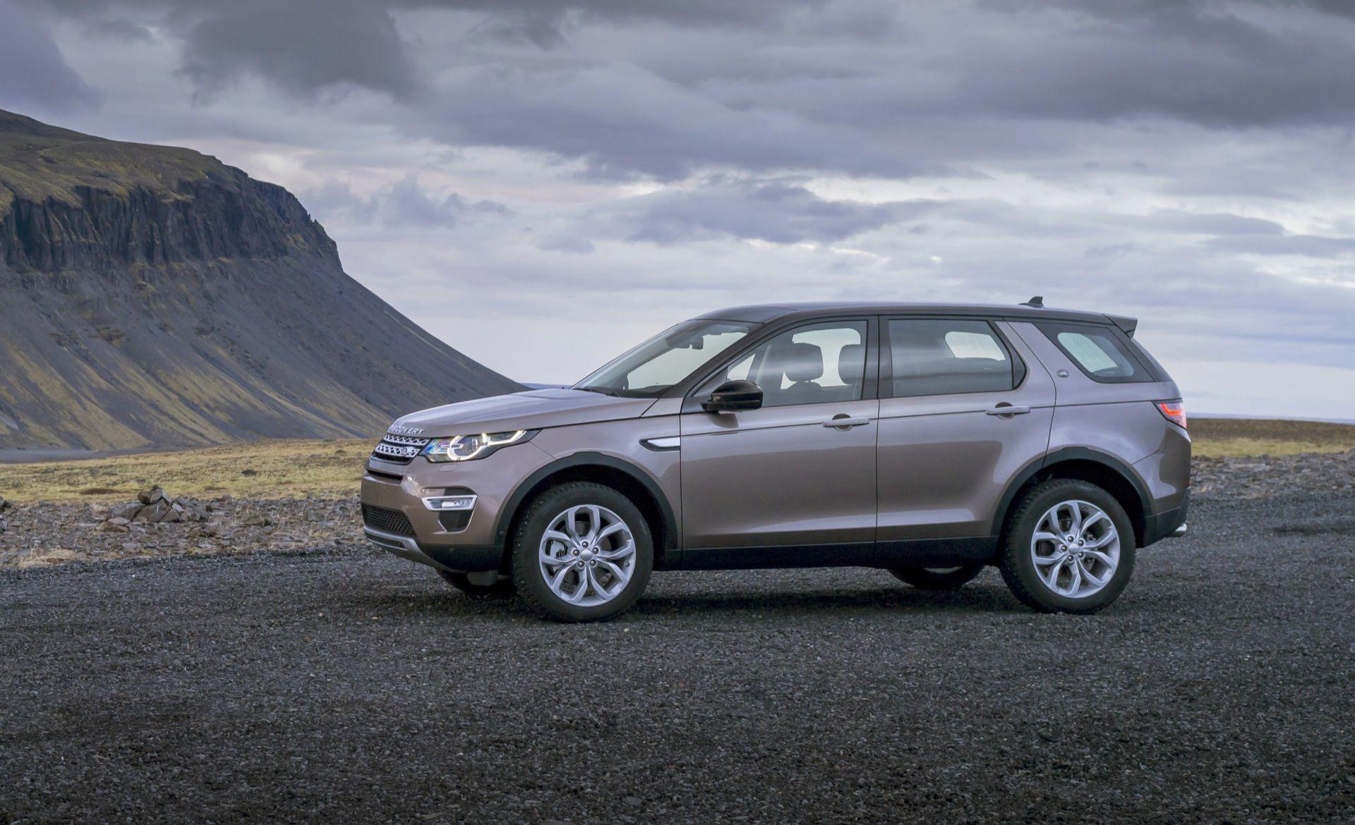 1920x1170 Free download Land Rover Discovery Sport HD Wallpaper 1920x1170
