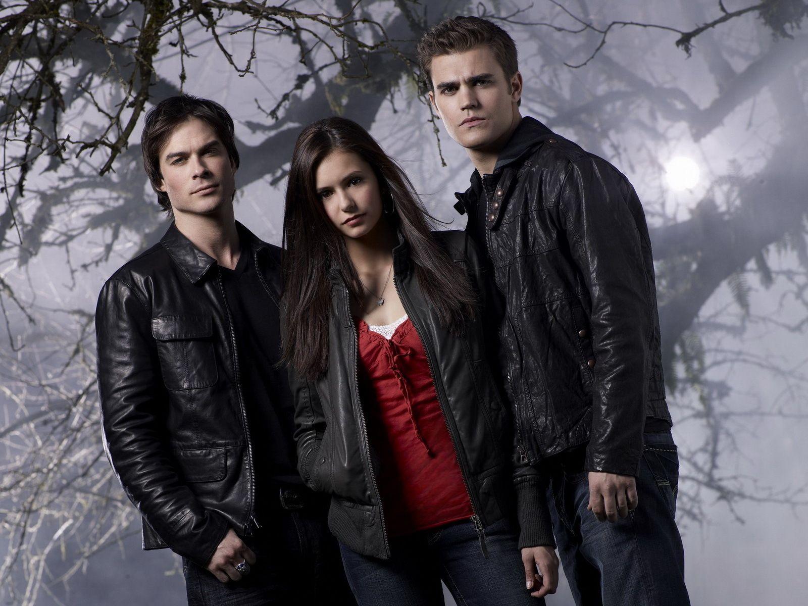 1600x1200 The Vampire Diaries Love Triangles Wallpaper