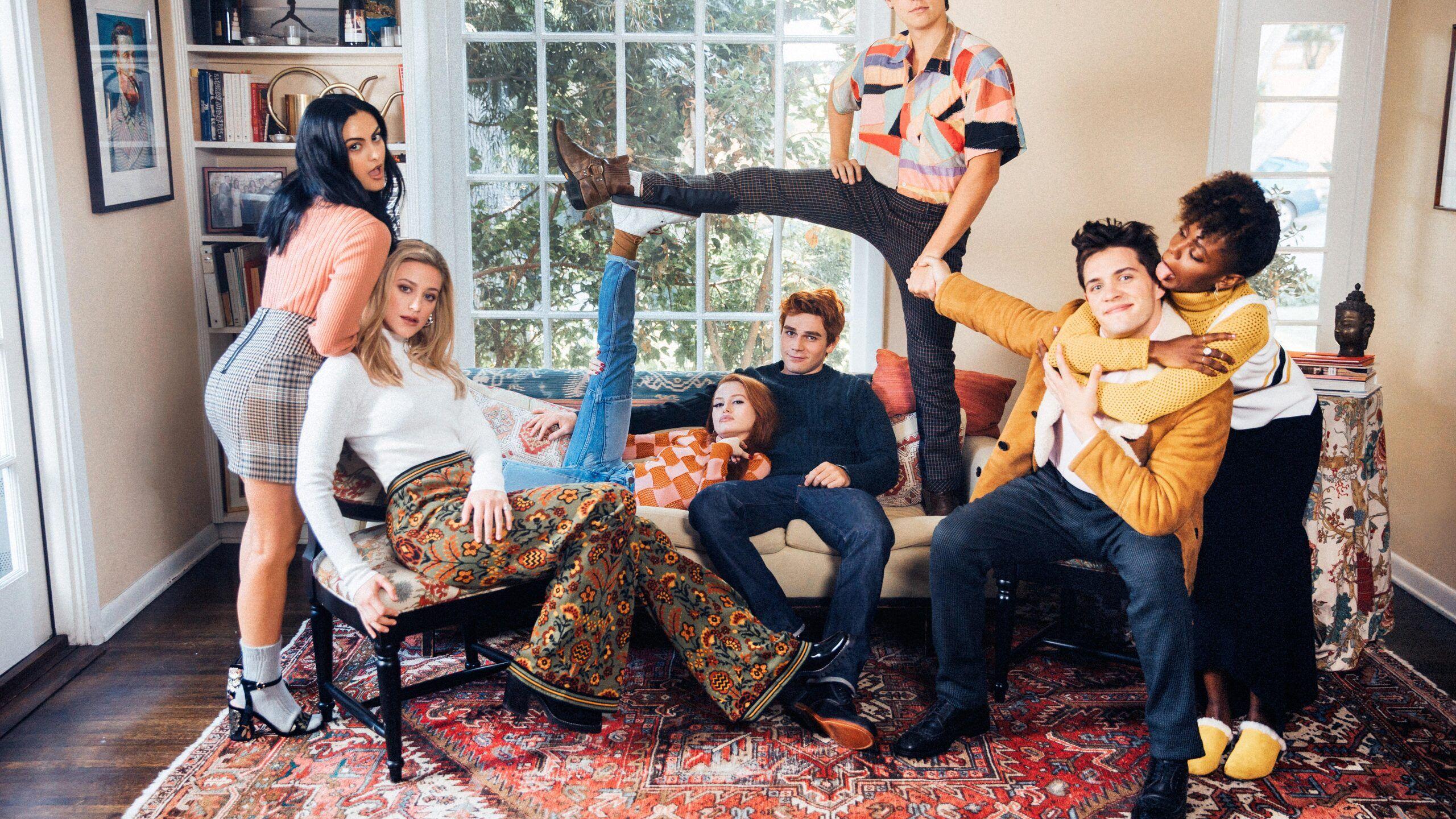 2560x1440 Riverdale Season 2 Cast Photohoot 5k 1440P Resolution