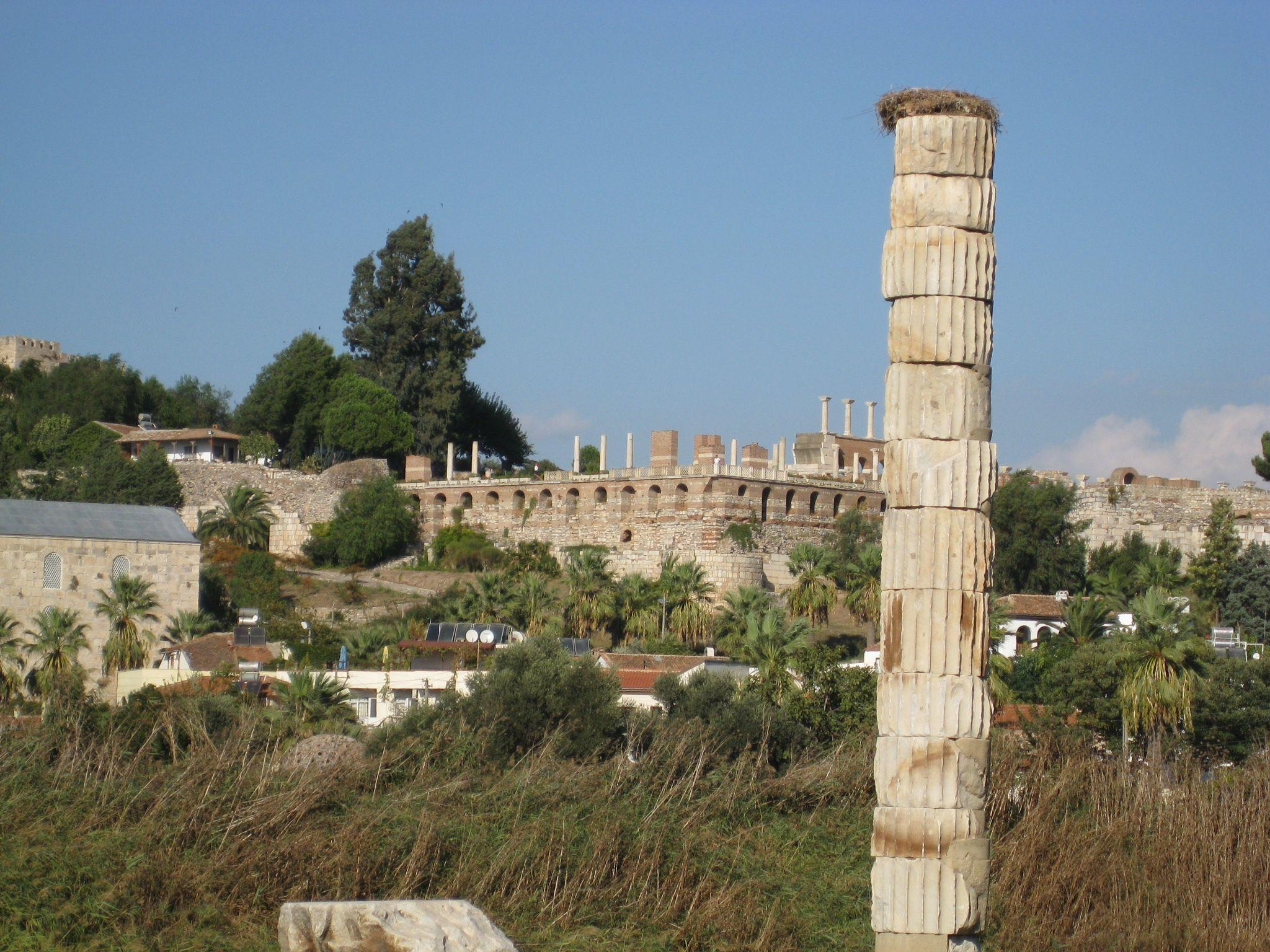 2048x1536 Artemis Temple