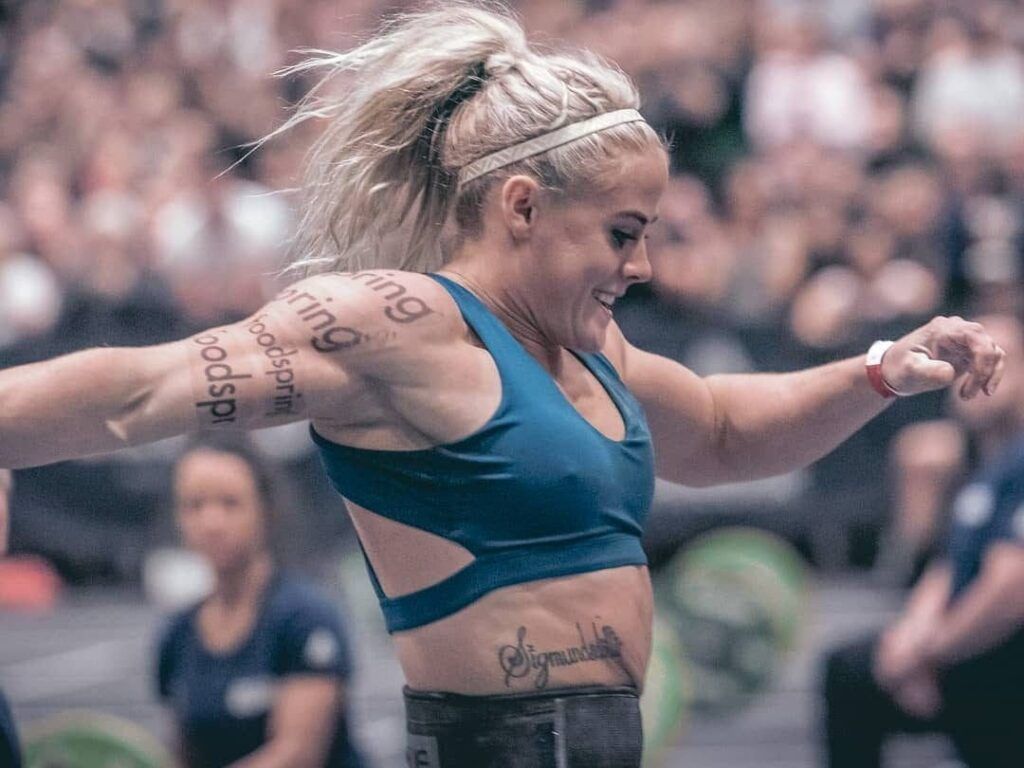 1024x768 STRONG IS BEAUTIFUL Amazing Photo of Sara Sigmundsdottir