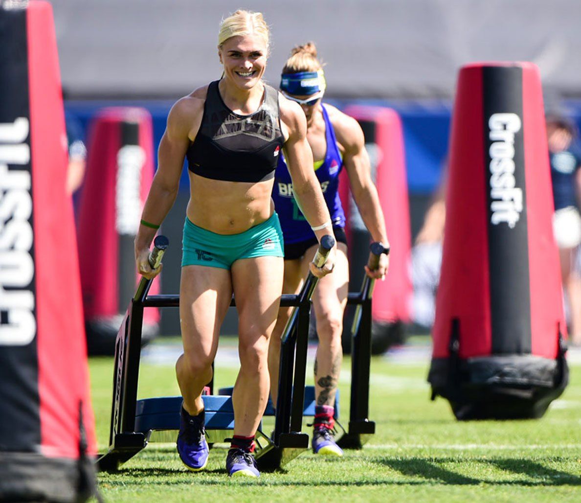 1188x1028 photo that prove Katrin Davidsdottir is the Fittest Woman on Earth & Fitness