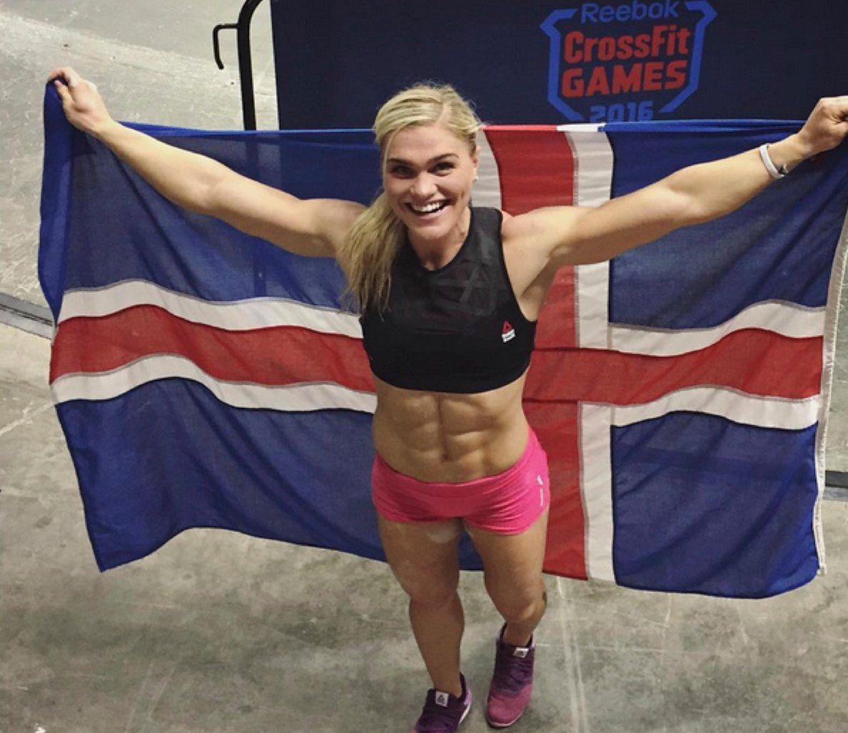 1188x1028 photo that prove Katrin Davidsdottir is the Fittest Woman on Earth & Fitness