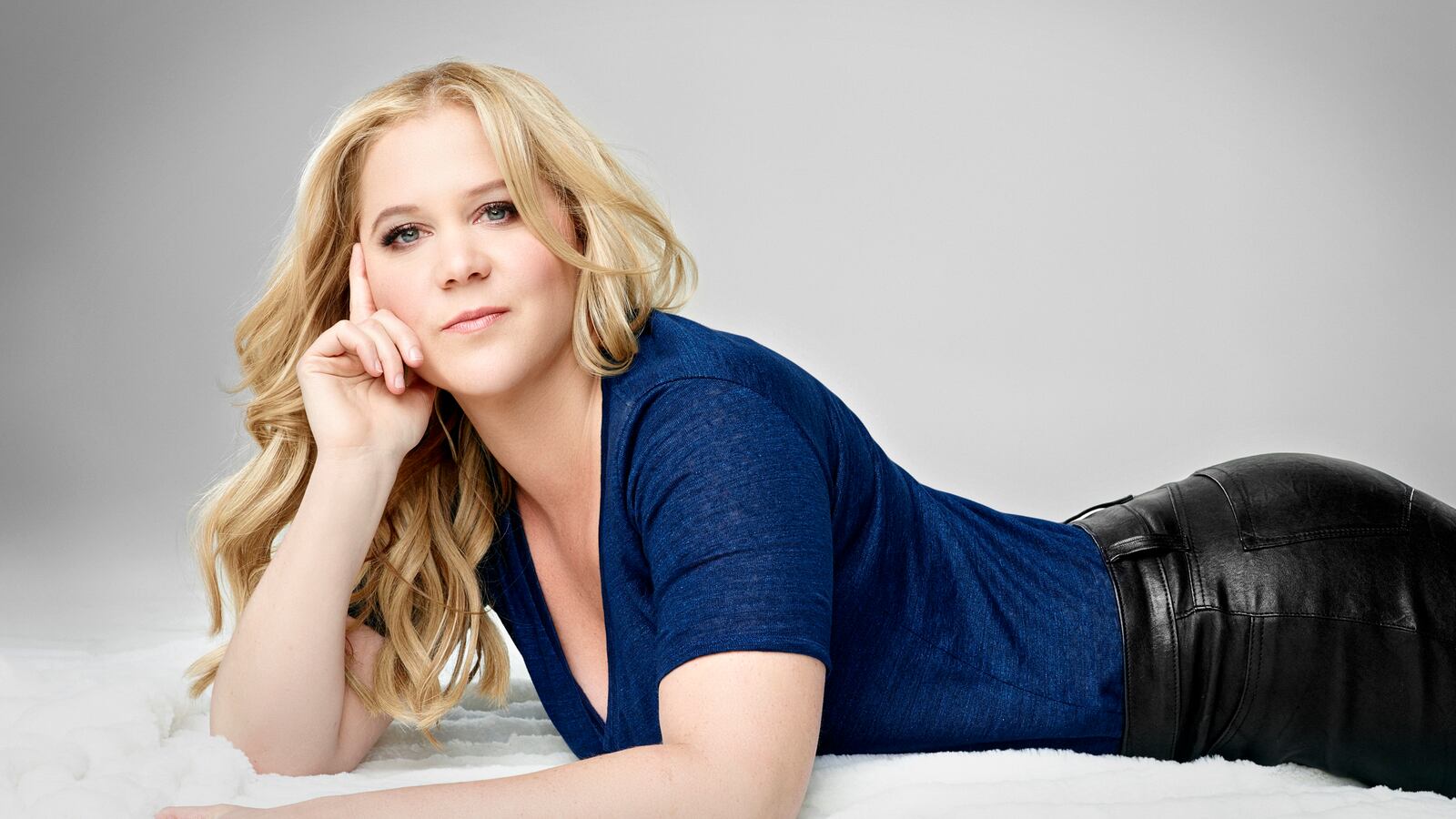 1600x900 Comedy's R Rated Queen Amy Schumer Is Raunchier Than Ever