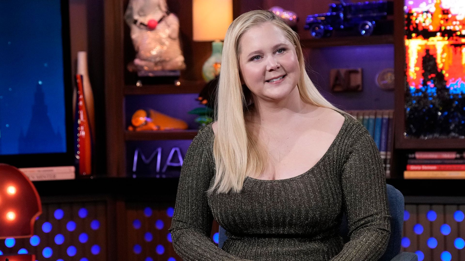 1920x1080 Amy Schumer's swimsuit reveal sparks confidence goals for Summer 2026