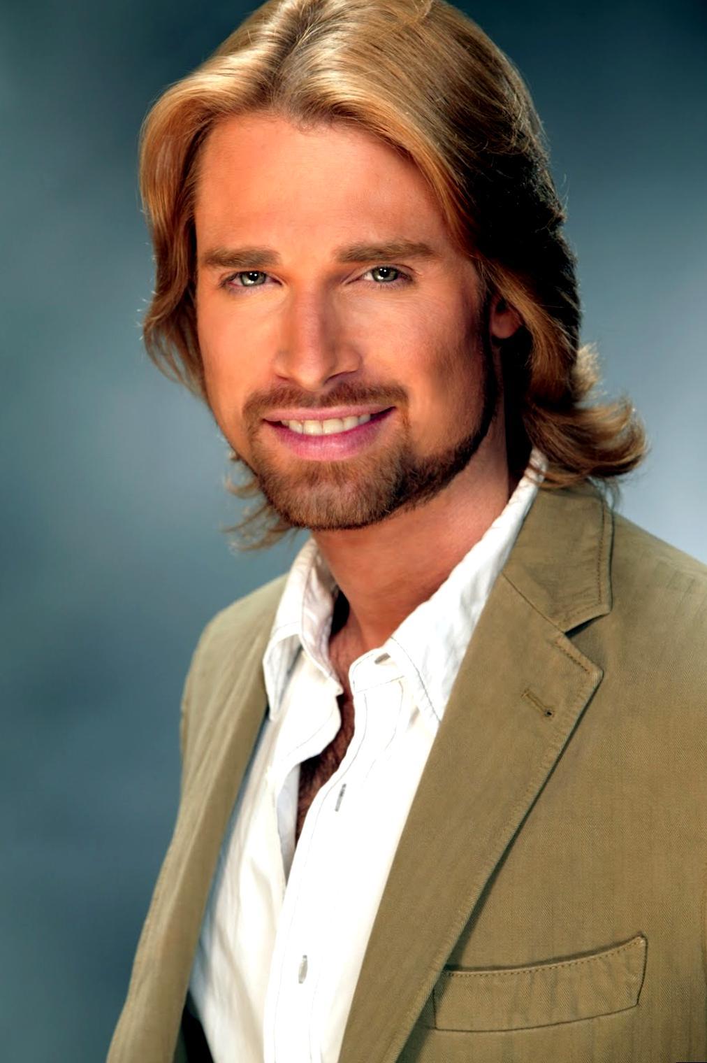 1012x1520 Sebastian Rulli Wallpaper