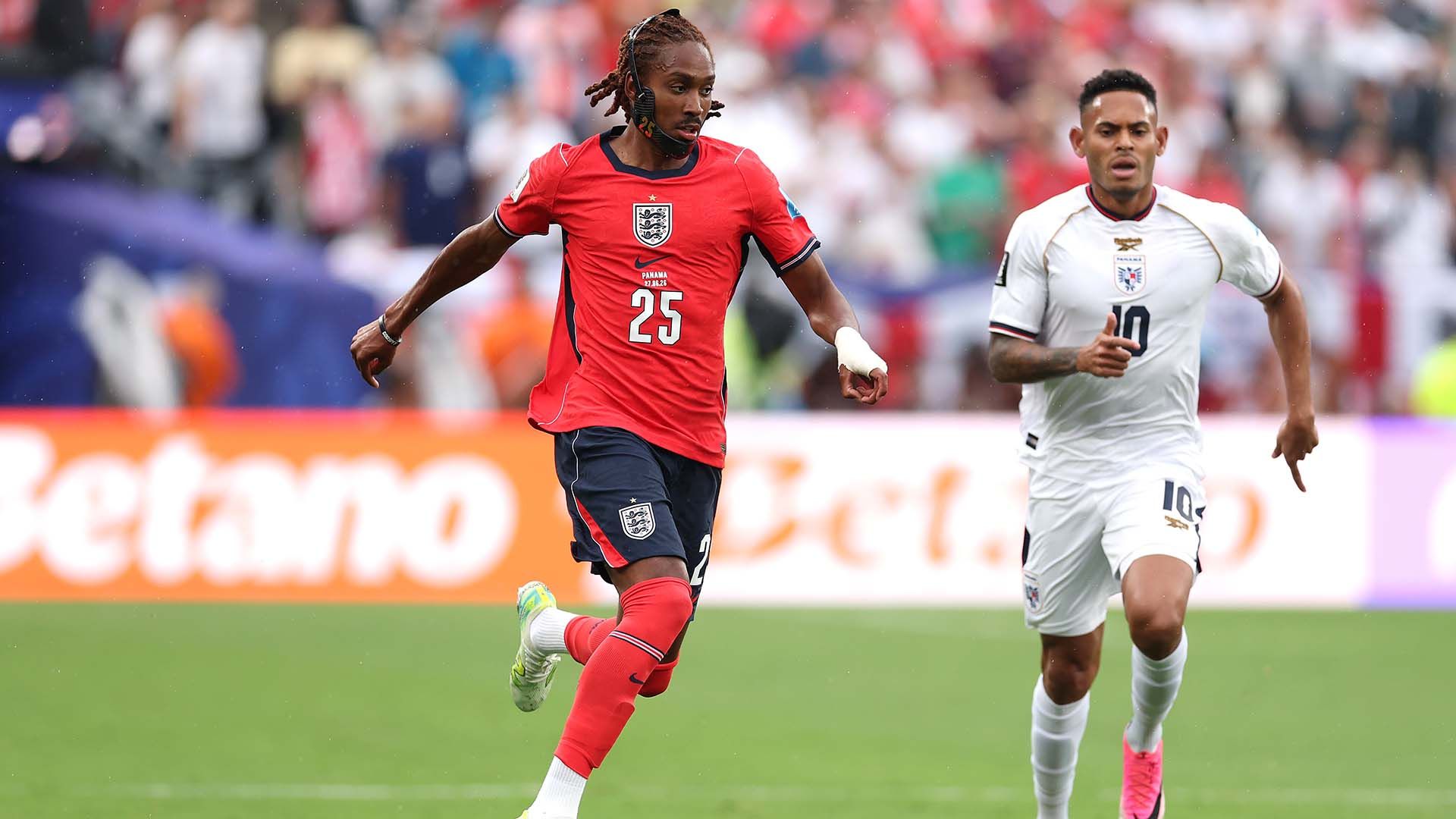 1920x1080 Spence features as England top their World Cup group