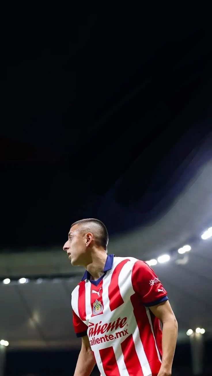 736x1308 Piojo⚽️⚽️. Chivas jersey, Chivas regal background, Chivas stadium wallpaper