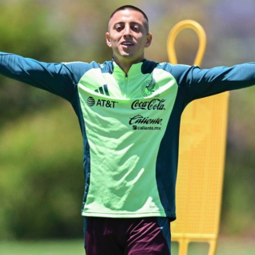 1080x1079 FMF no Castigará al 'Piojo' Alvarado por Lanzar Petardo a Sala de Prensa de Chivas