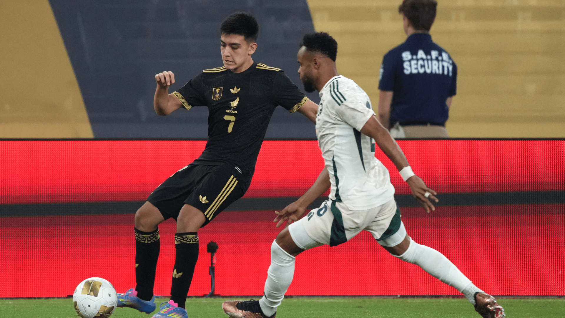 1920x1080 Who Is Gilberto Mora and Why Can't He Move to Europe Yet?