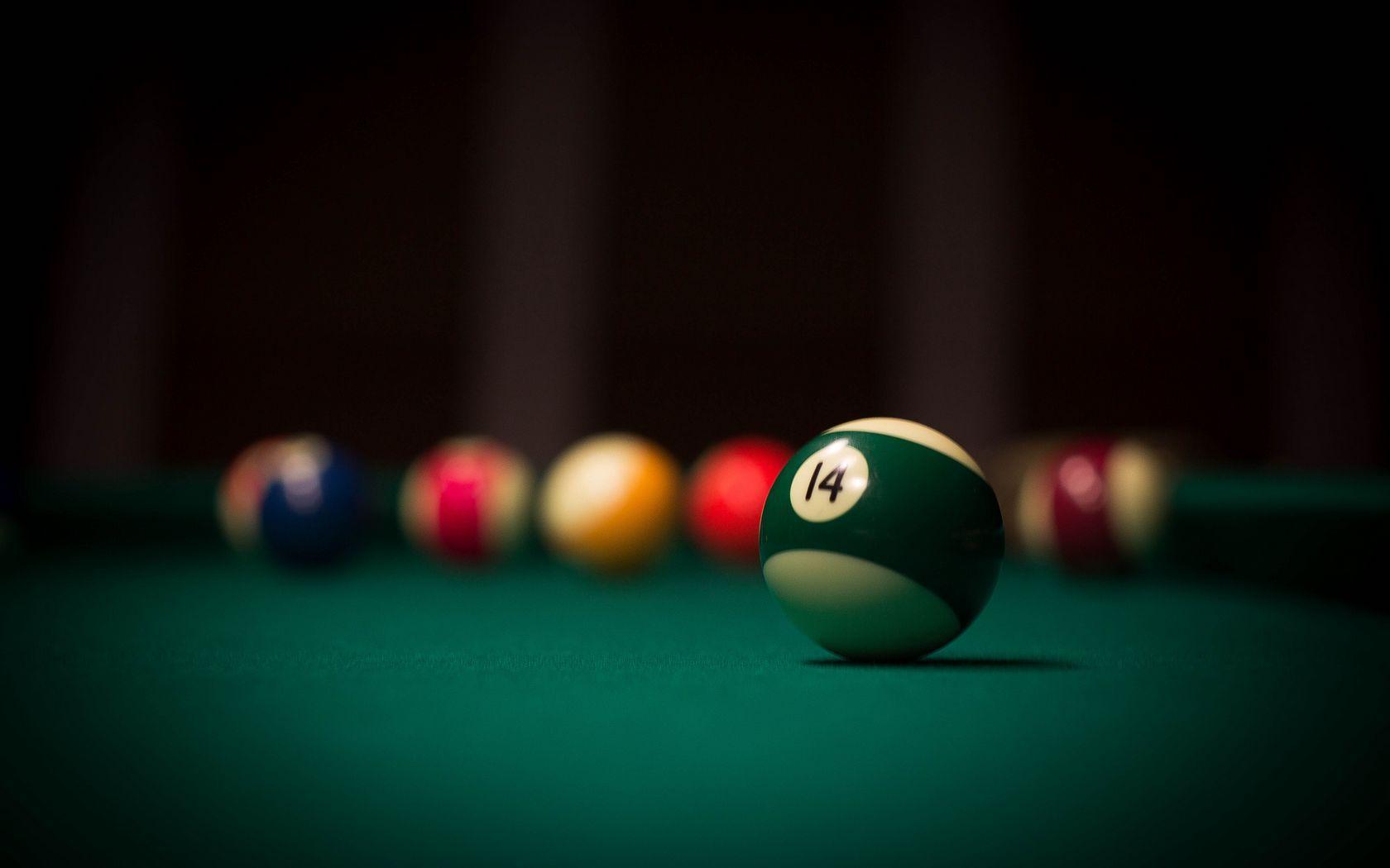 1680x1050 Download wallpaper 1680x1050 billiards, ball, cue widescreen 16:10