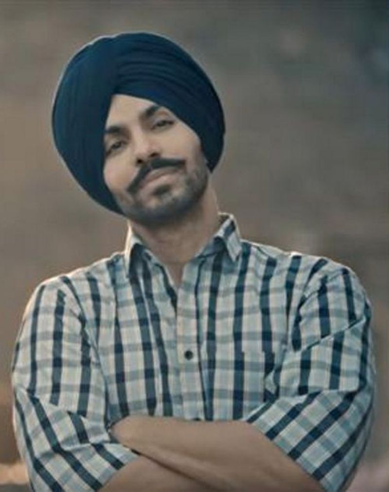 800x1010 Deep Sidhu disliked Amritpal Singh, blocked his phone'
