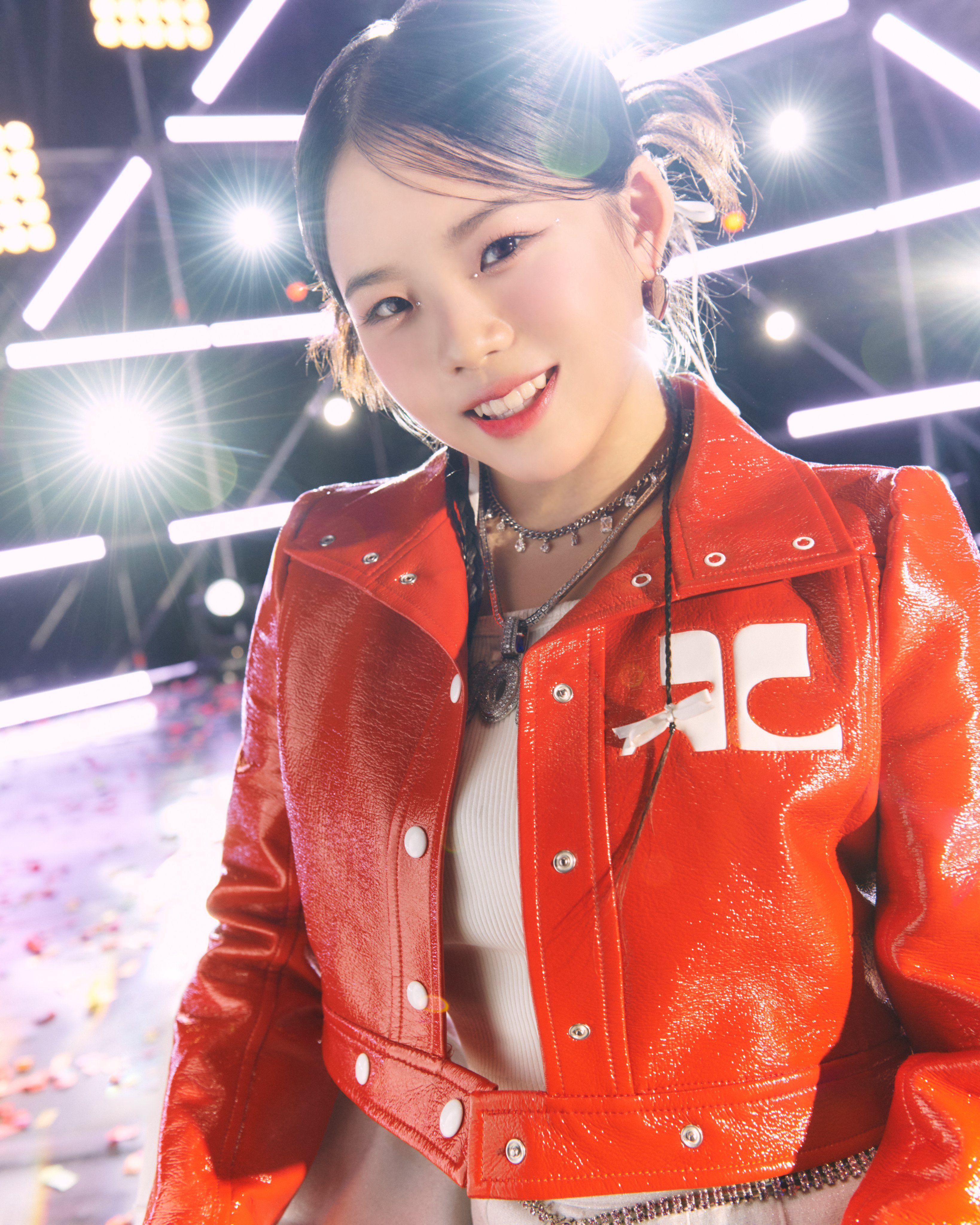 3277x4096 VCHA 1st Single: Girls of the Year (Kaylee Photo)