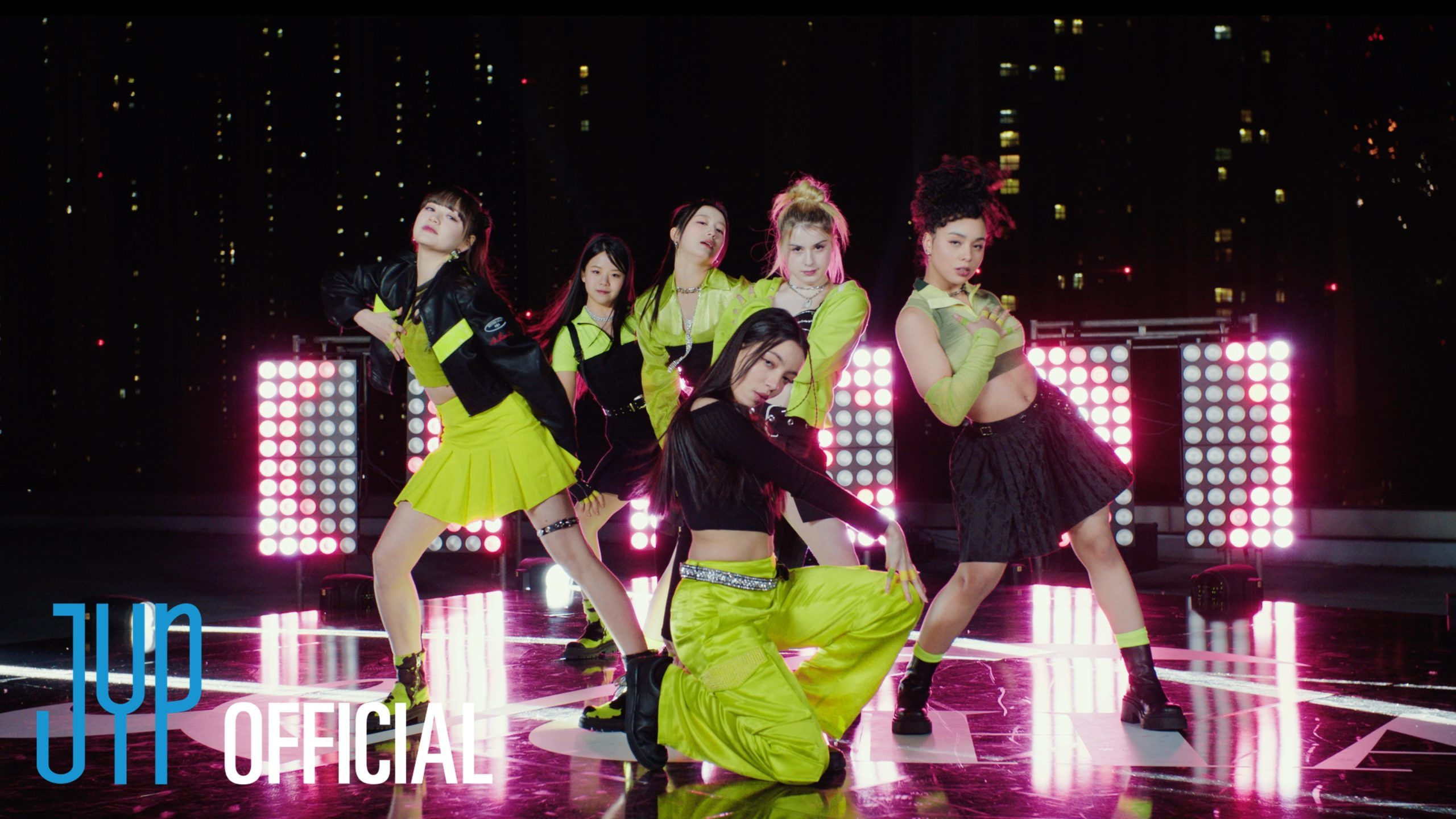 2560x1440 JYP's Global Girl Group VCHA Debuts In January, To Compete With HYBE?