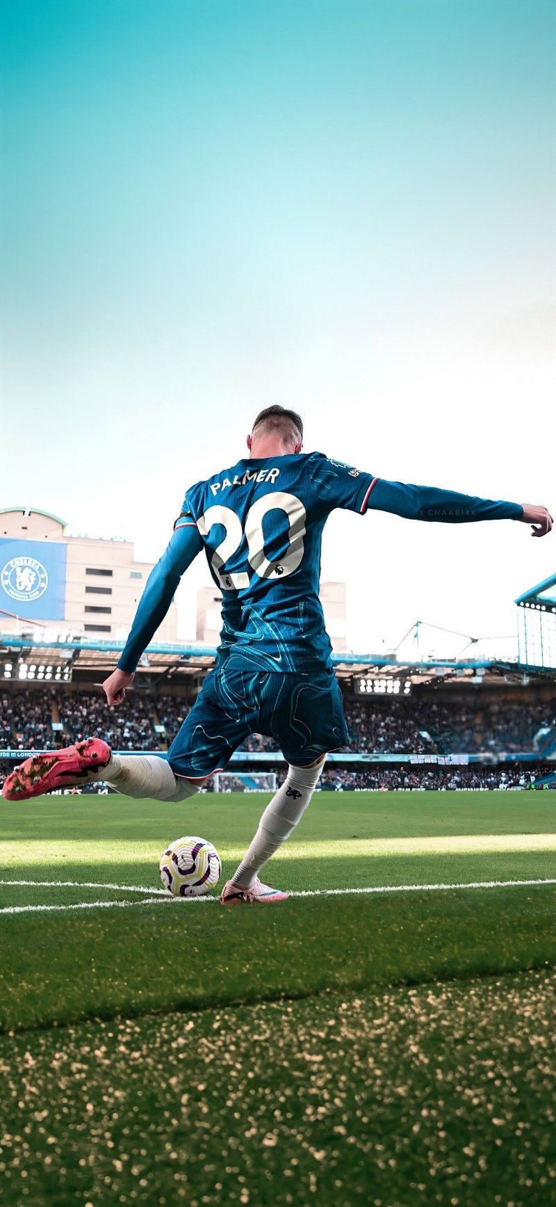 800x1735 Cole Palmer Taking a Corner Kick for Chelsea Football Wallpaper