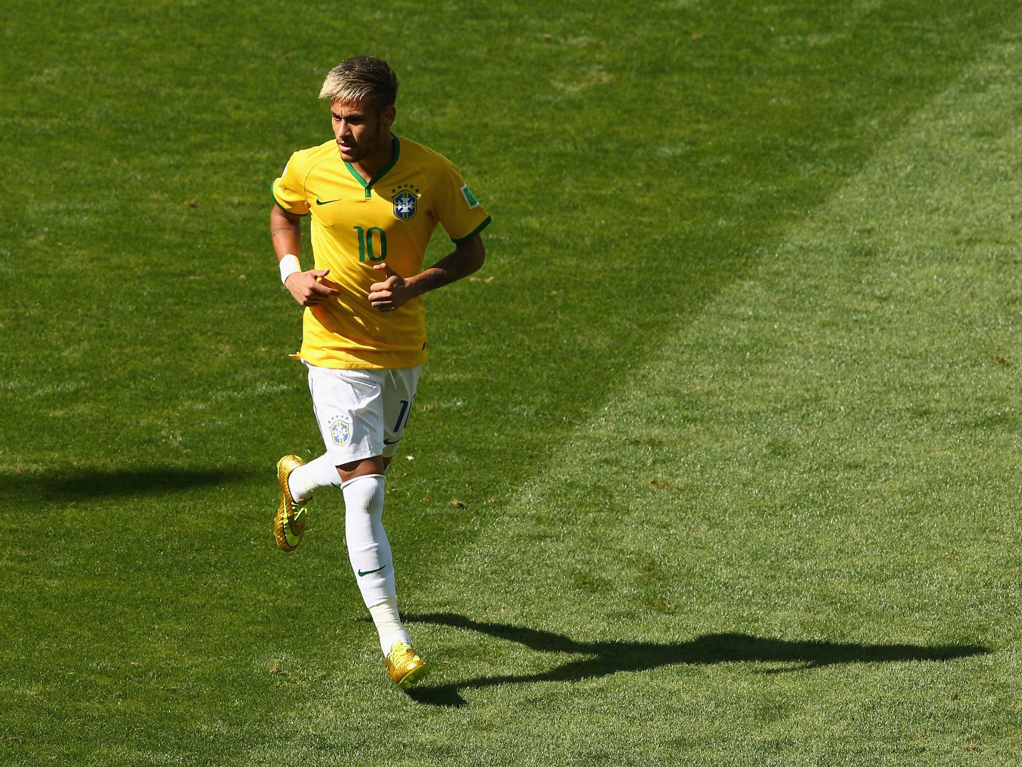 2048x1536 Brazil vs Chile World Cup 2014: Blond ambition of Neymar, dyeing for further success