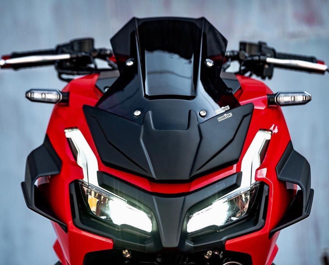 1080x872 ADV 160 Wallpaper