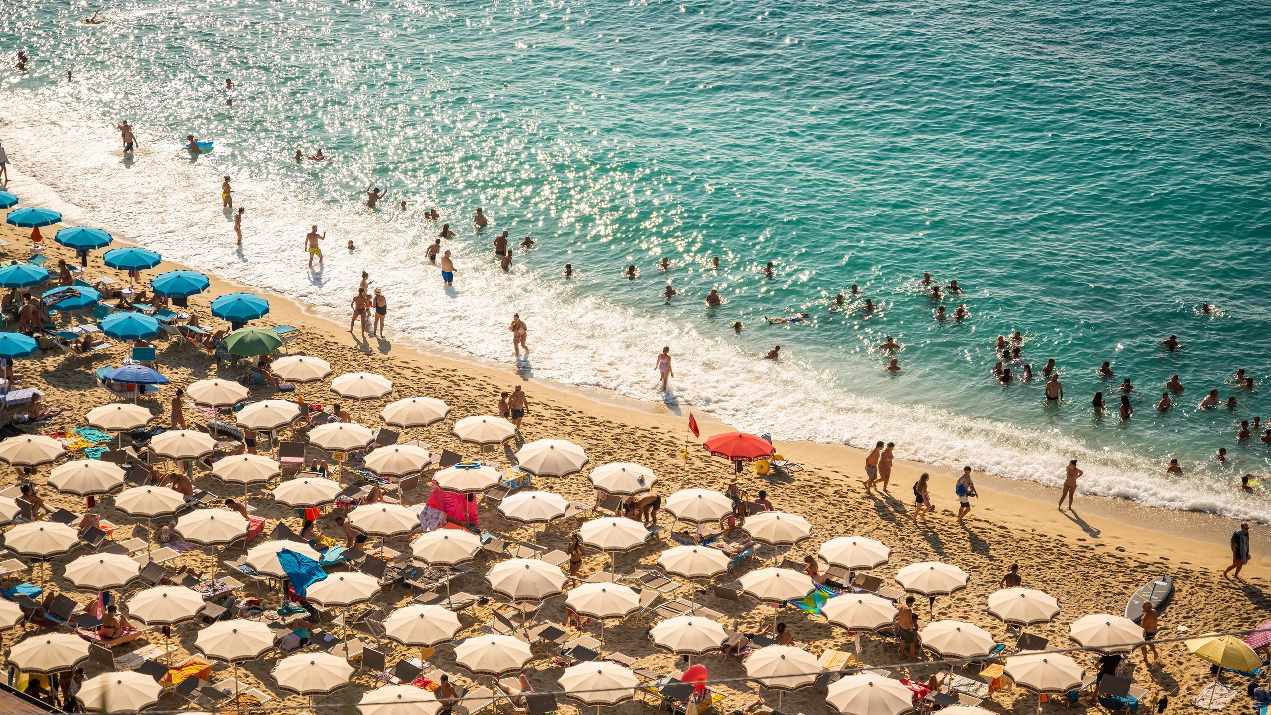 2560x1440 I Spend Every Summer at the Jersey Shore—Here's What I Bring for a Perfect Beach Day. Condé Nast Traveler
