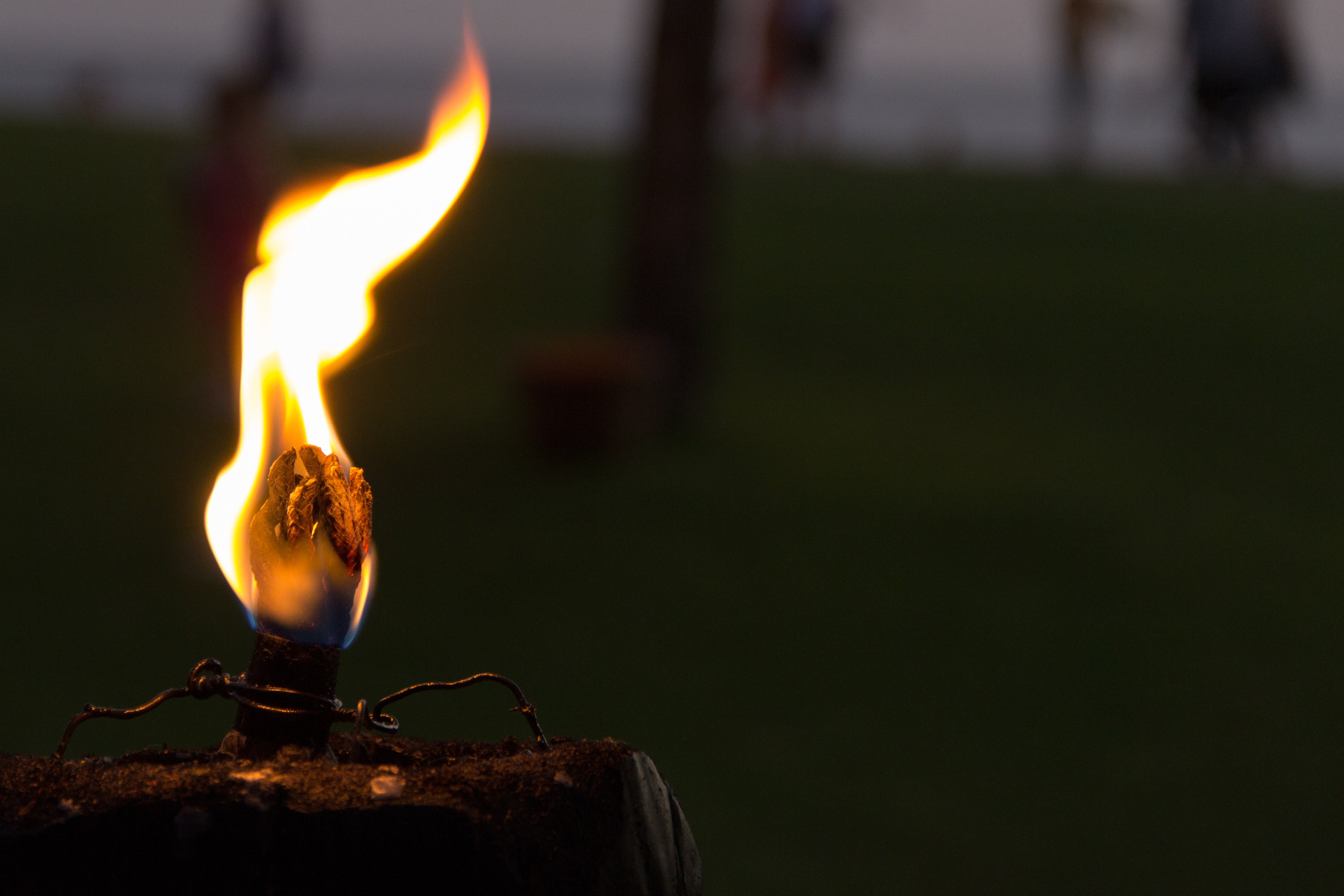 4496x2997 Black torch, Fire, Wick, Flame HD wallpaper