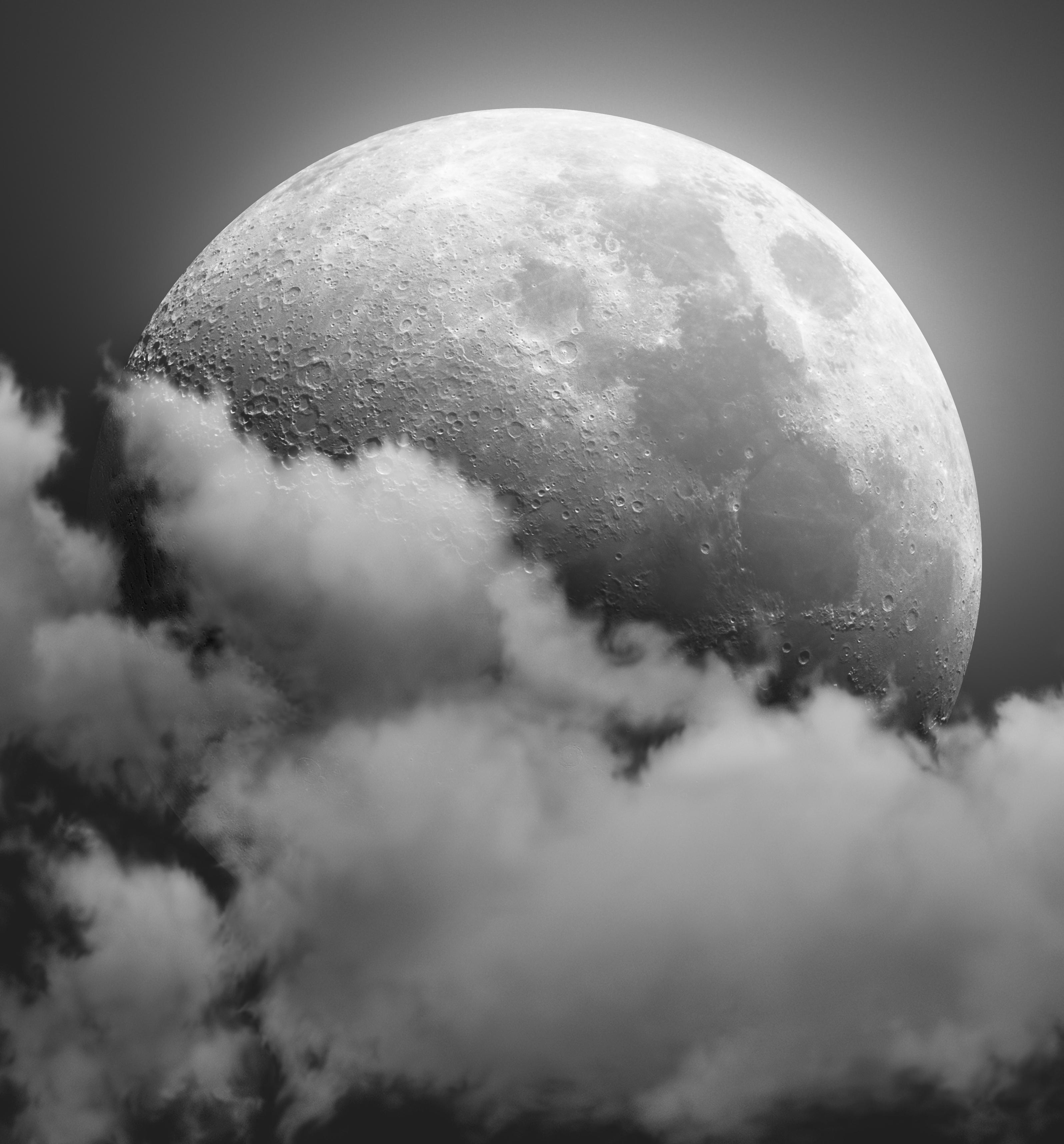 3192x3432 Personal picture of the Moon in a cloudy sky