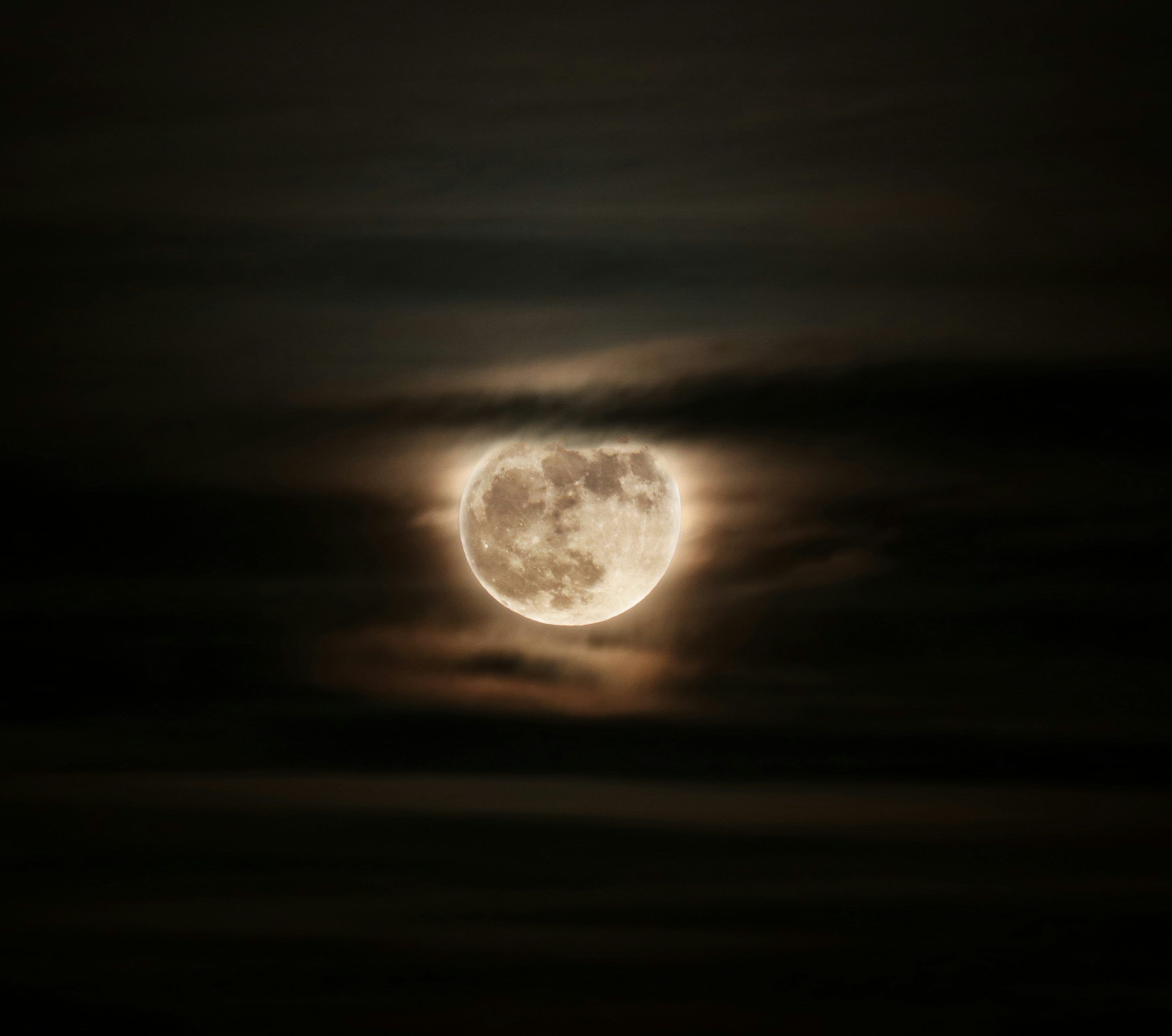 3000x2651 Full moon in a cloudy sky photo