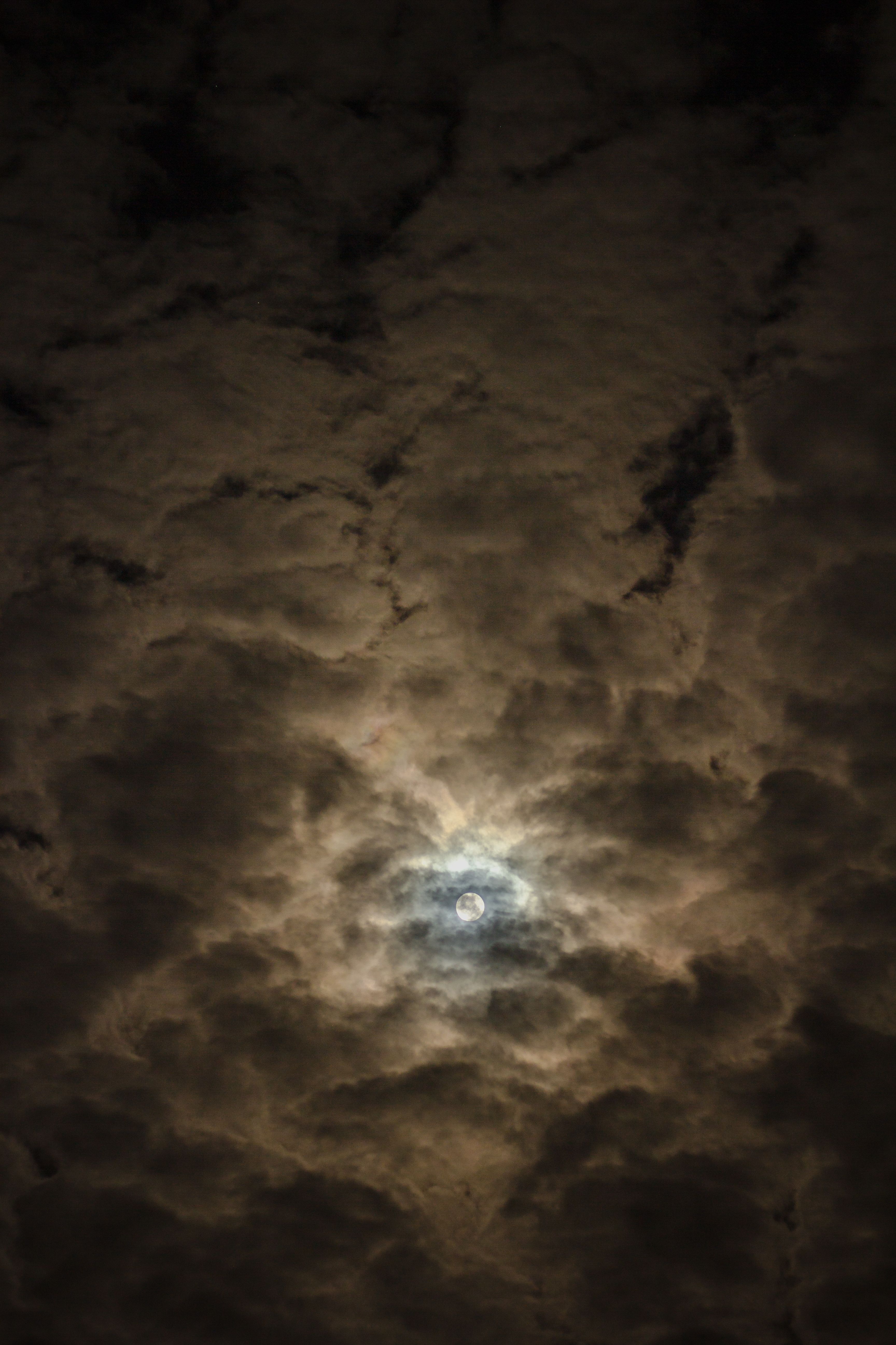 3456x5184 Full Moon in a Cloudy Night Sky · Free