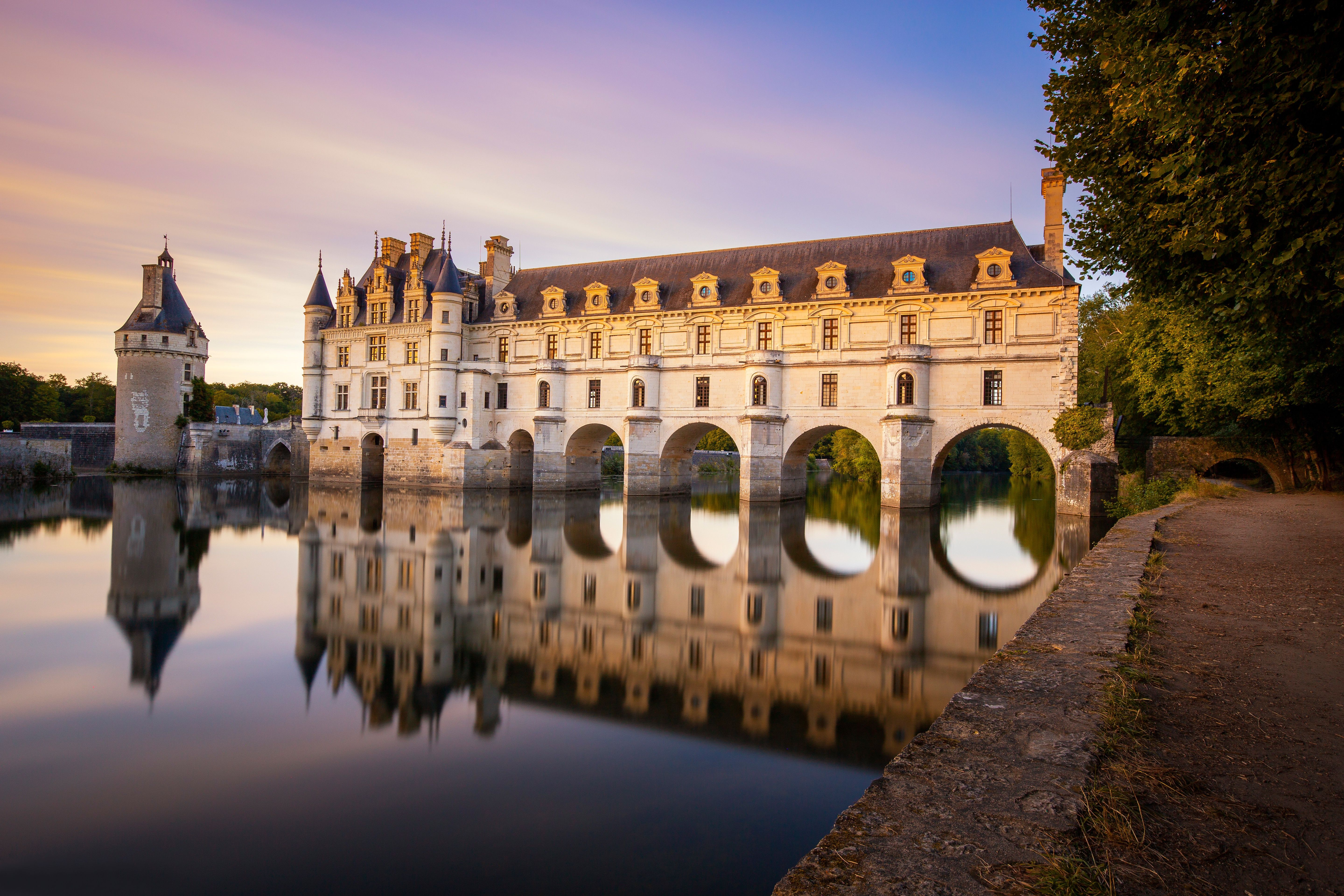 5760x3840 Wallpaper reflection, river, castle, France, France, Castle of Chenonceau, The Castle Of Chenonceau, The Loire Valley for mobile and desktop, section пейзажи, resolution 5760x3840