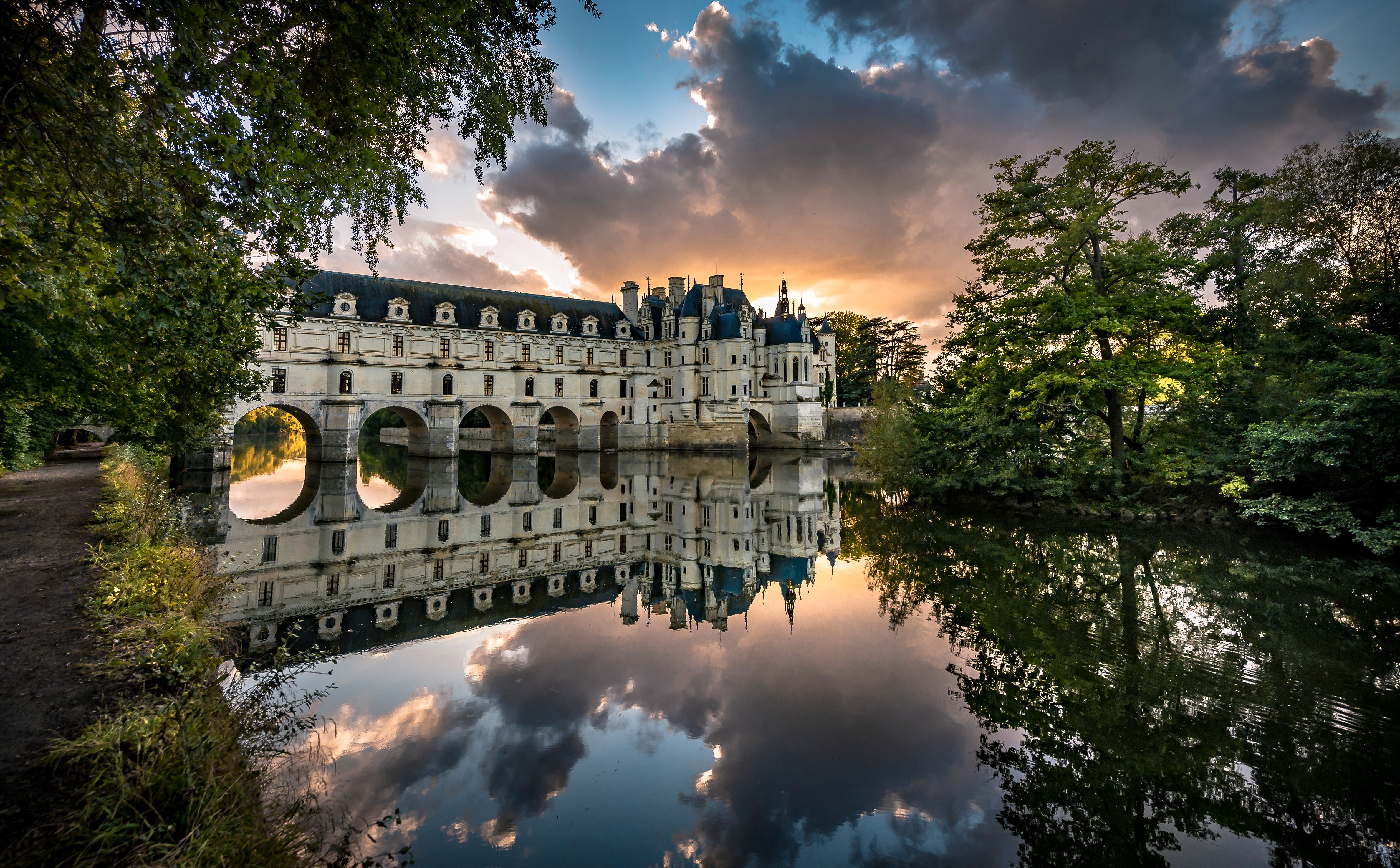 5046x3129 Wallpaper trees, sunset, reflection, river, castle, France, France, Castle of Chenonceau for mobile and desktop, section пейзажи, resolution 5046x3129