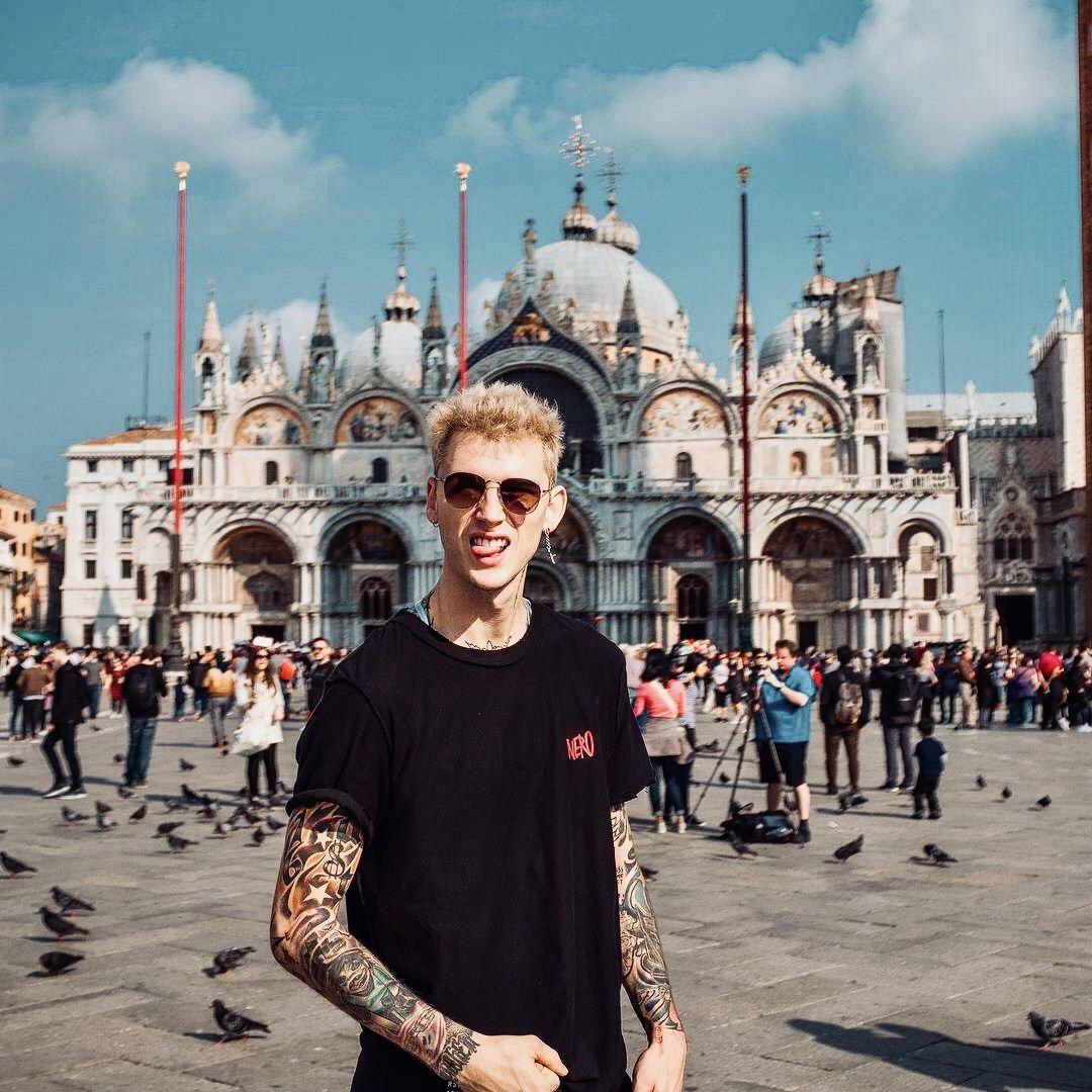 1080x1080 MGK. Machine gun kelly