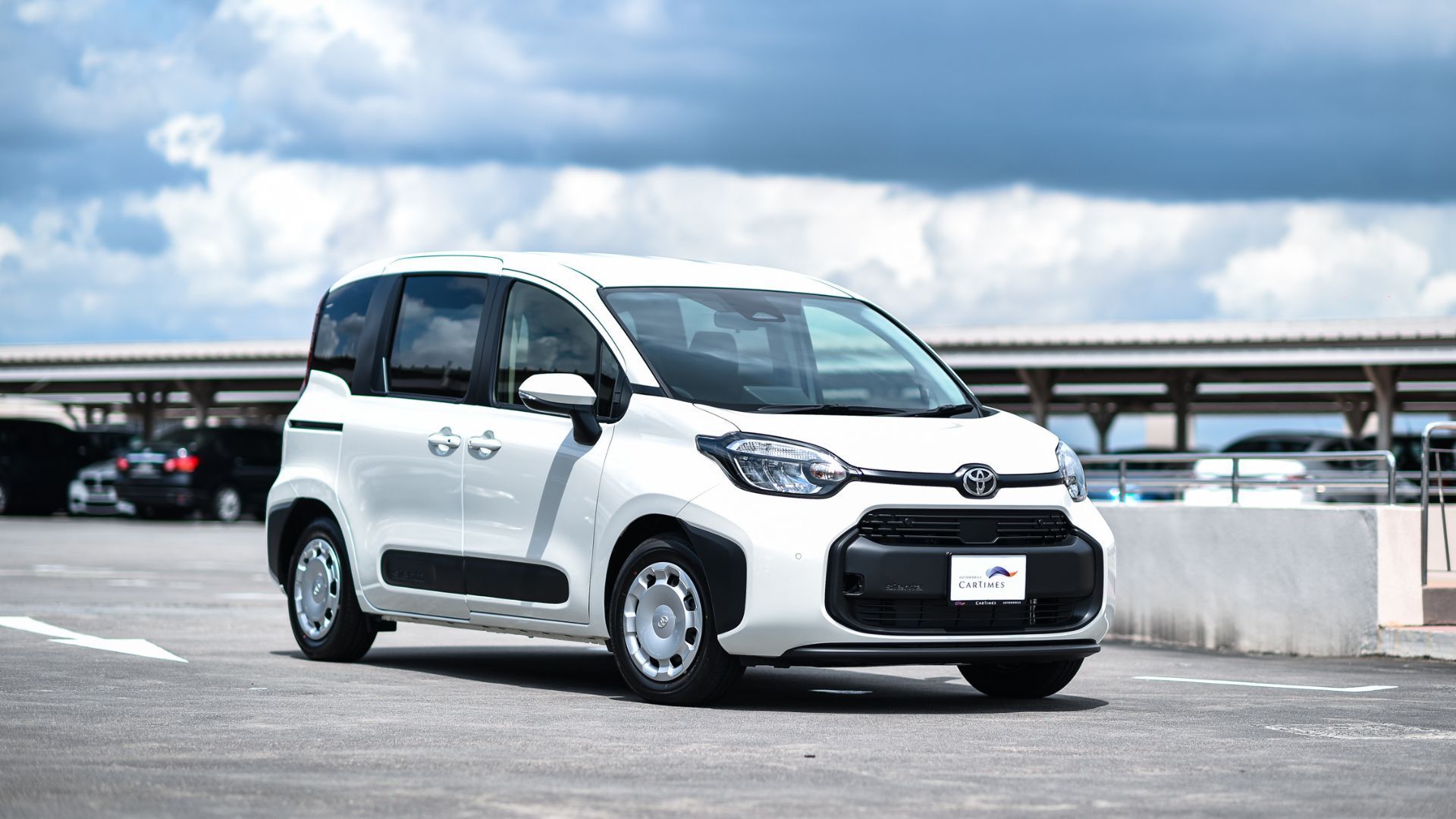 1920x1080 Car Review Sienta Hybrid