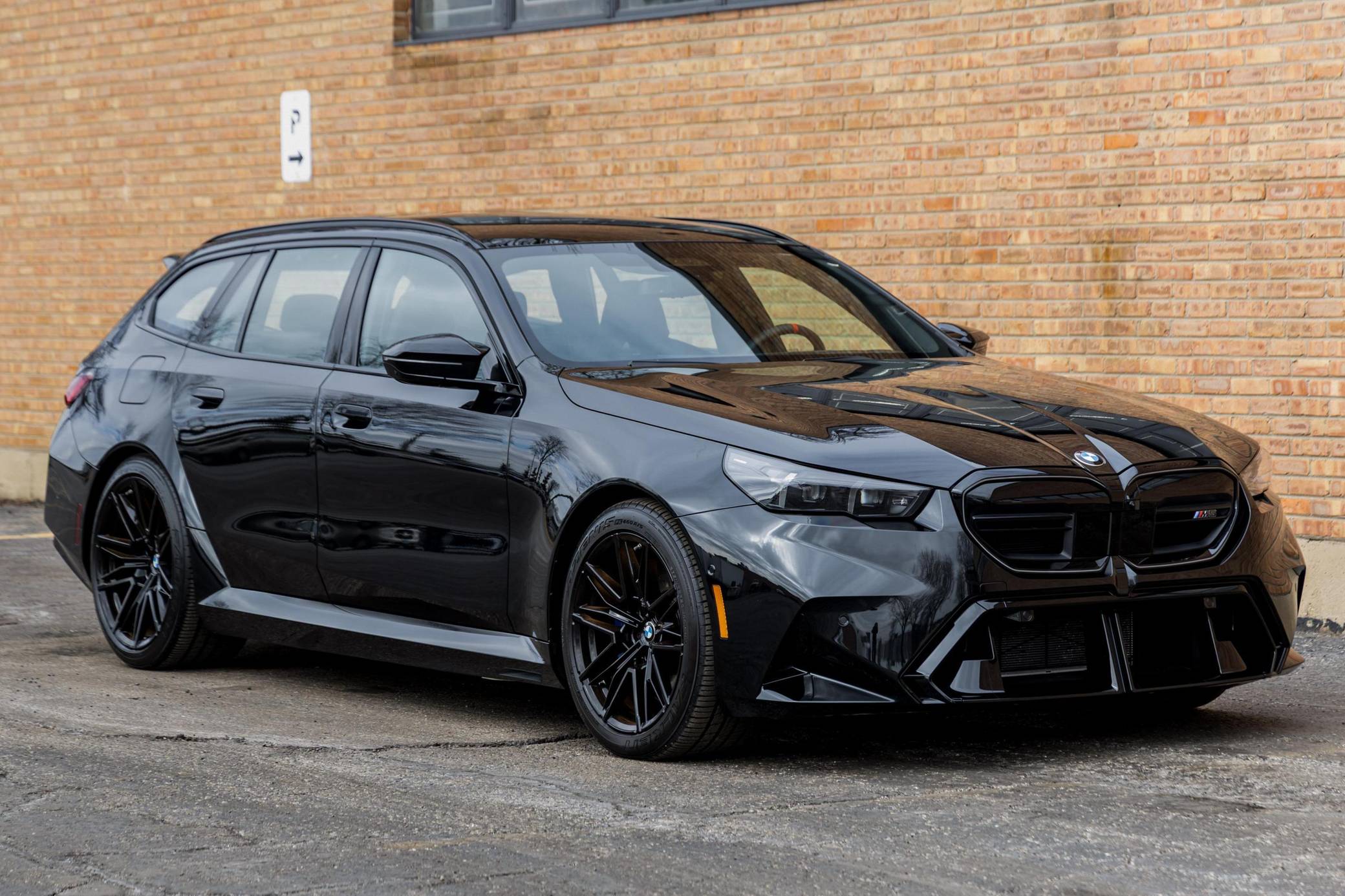 2080x1386 BMW M5 Touring VIN: WBS83GV08TCW74453 & Bids