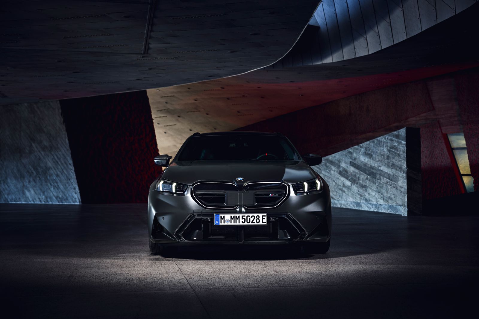 1600x1067 BMW M5 Touring Wallpaper Club