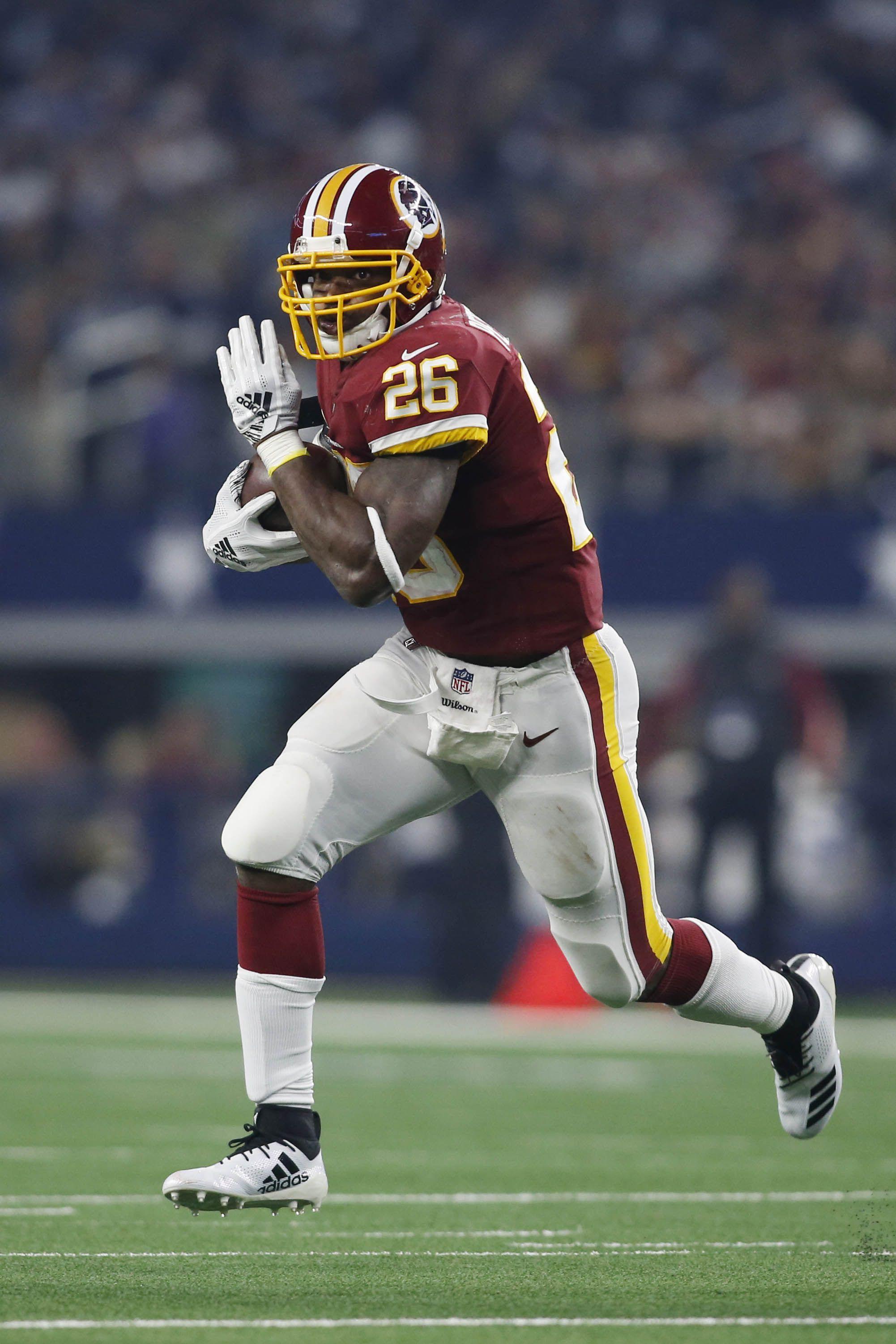 2002x3003 Bears, Jaguars Pursued Adrian Peterson