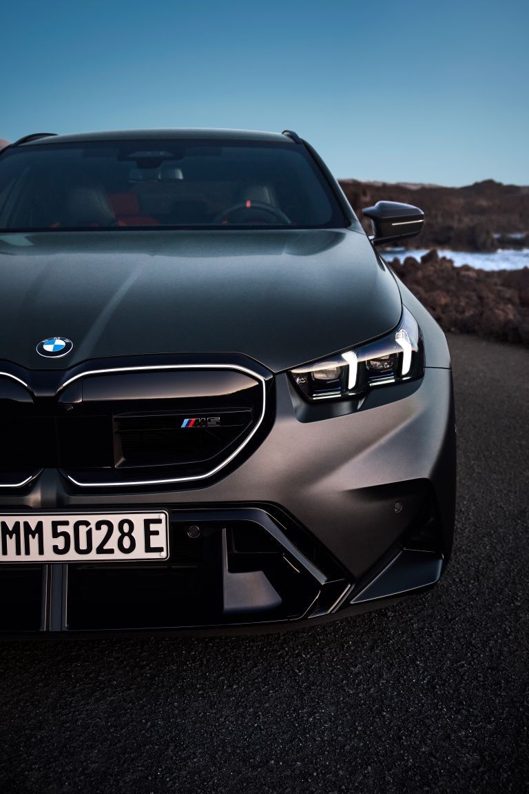 768x1151 BMW M5 ( G99 ) Touring quality free high resolution car image, picture and photo