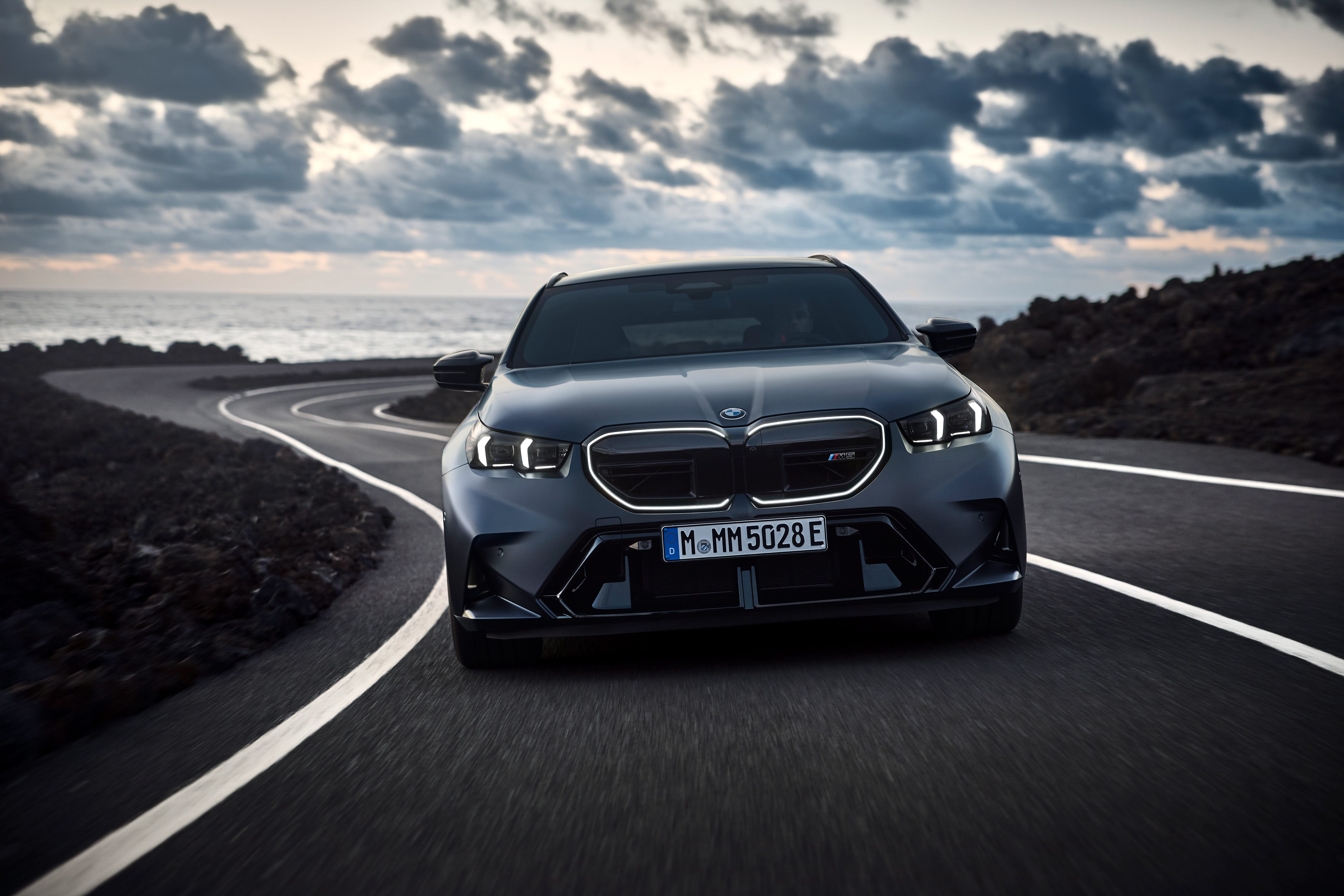 4961x3307 BMW M5 Touring Wagon Photo Gallery