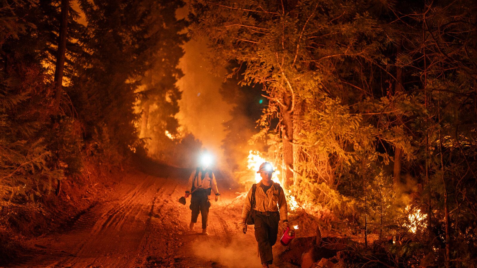 1600x900 Scenes From the California Park Fire