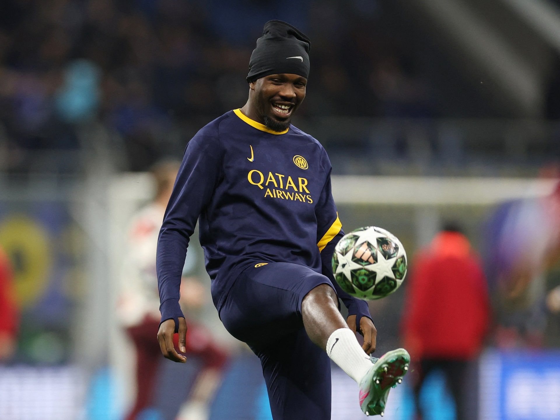 1920x1440 Treble Chasing Inter Sweat Over Thuram's Fitness