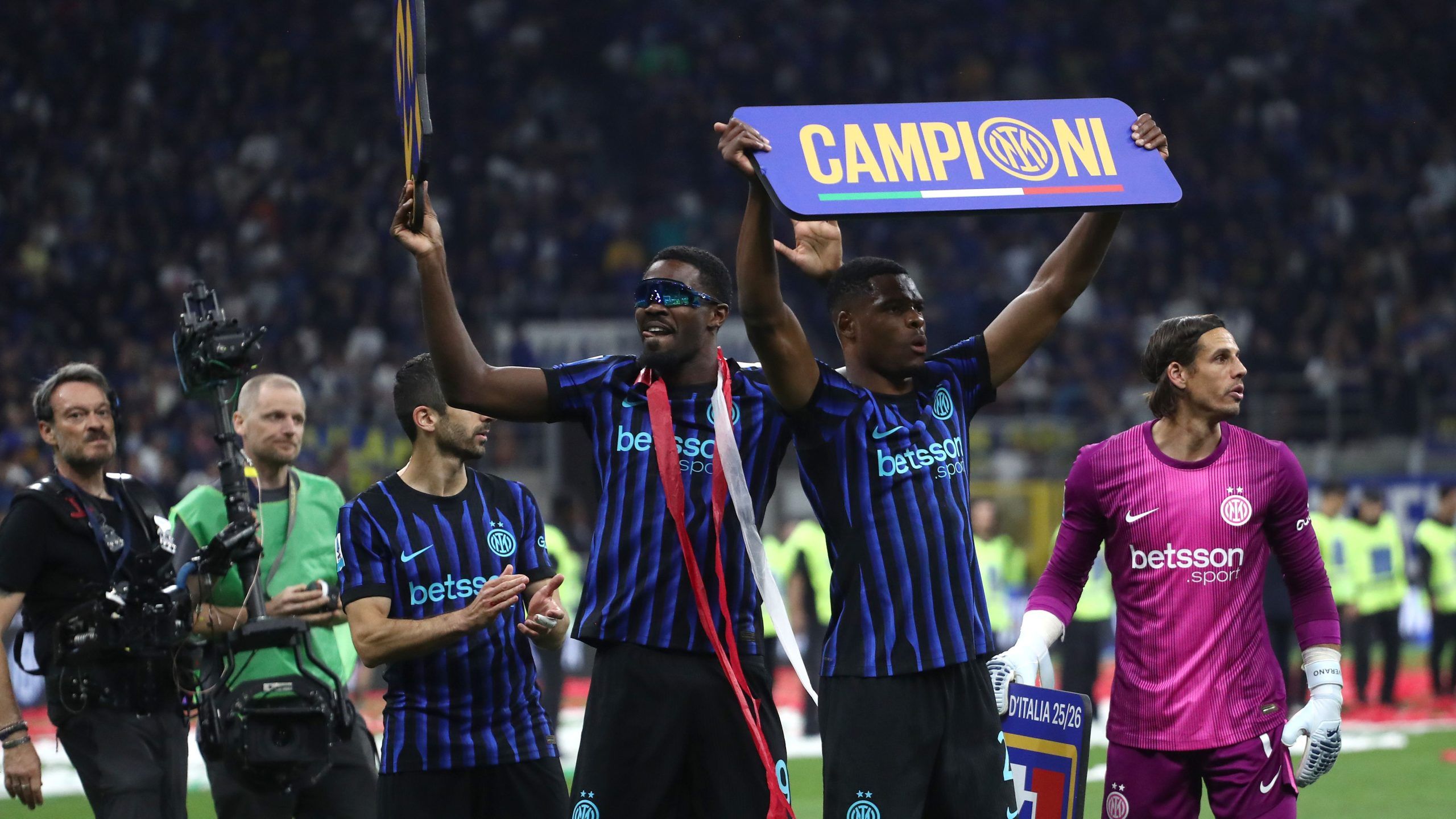 2560x1440 Inter Milan's Marcus Thuram Pays Tribute To Kobe Bryant After Serie A Title Win
