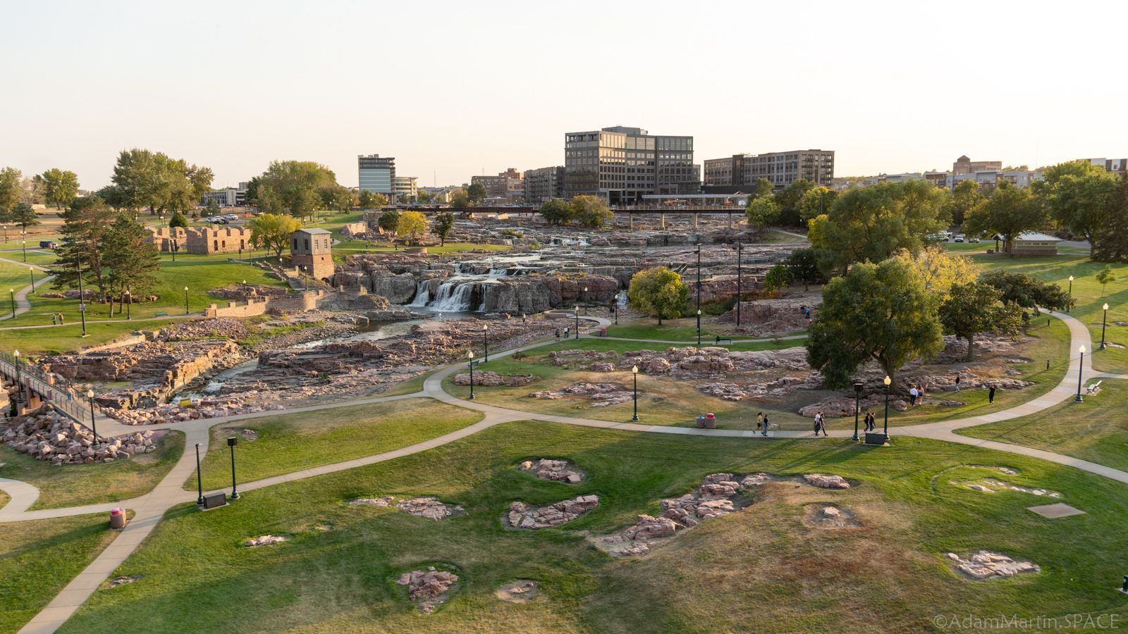 1600x900 Falls of the Big Sioux River