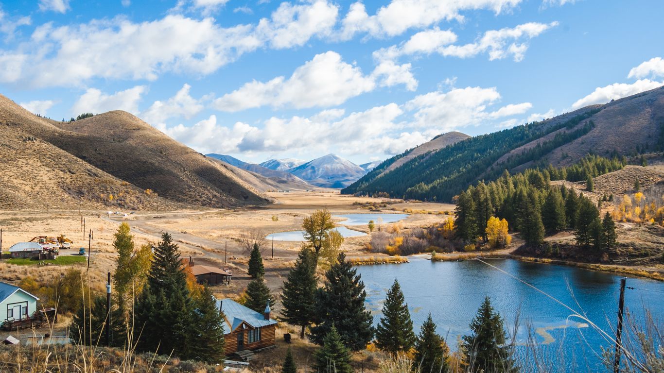 1366x768 $506 CHEAP FLIGHTS from Sioux Falls to Hailey (FSD)