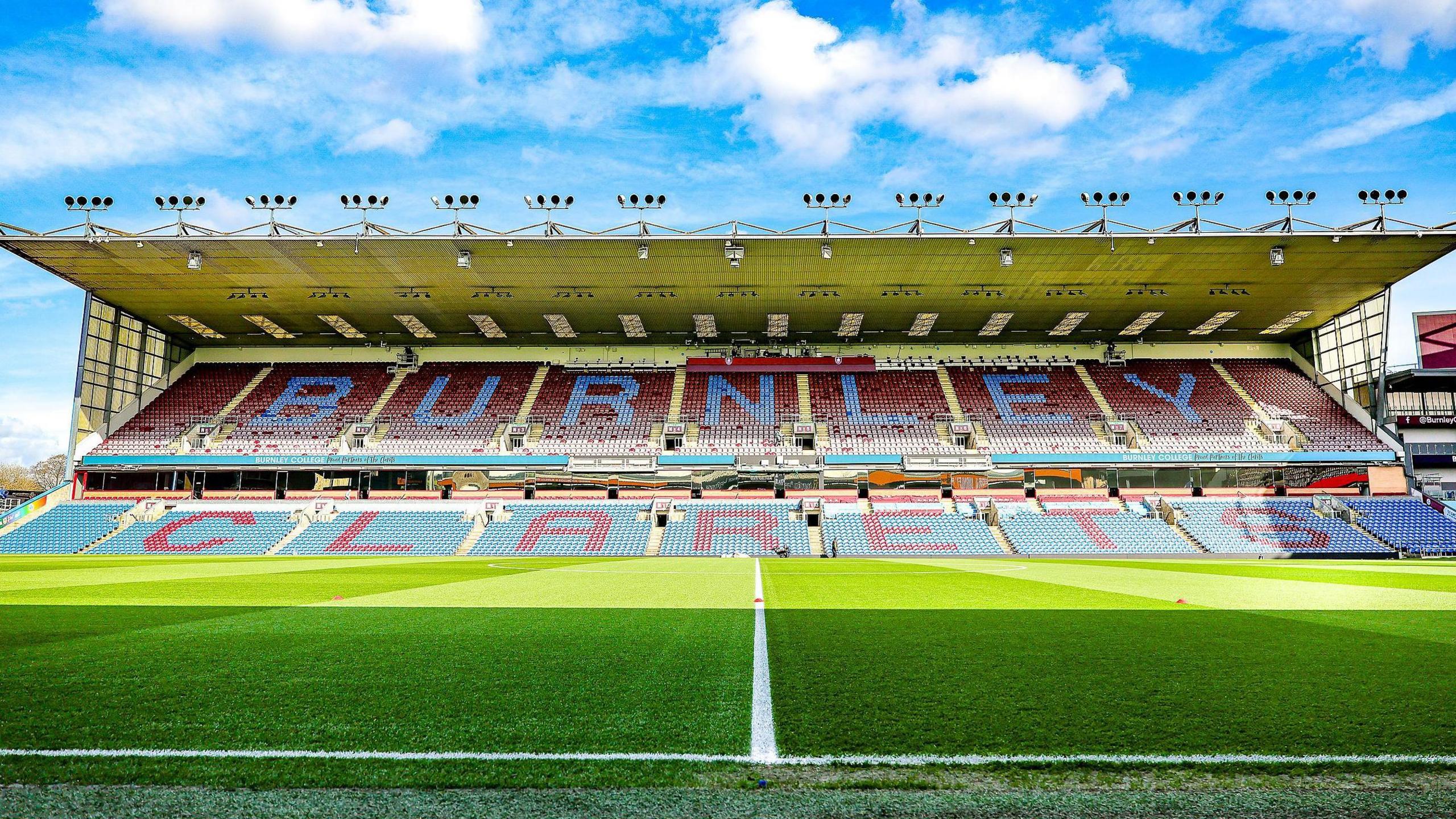 2560x1440 Burnley FC: Analyst Richard Bredice banned for betting breaches