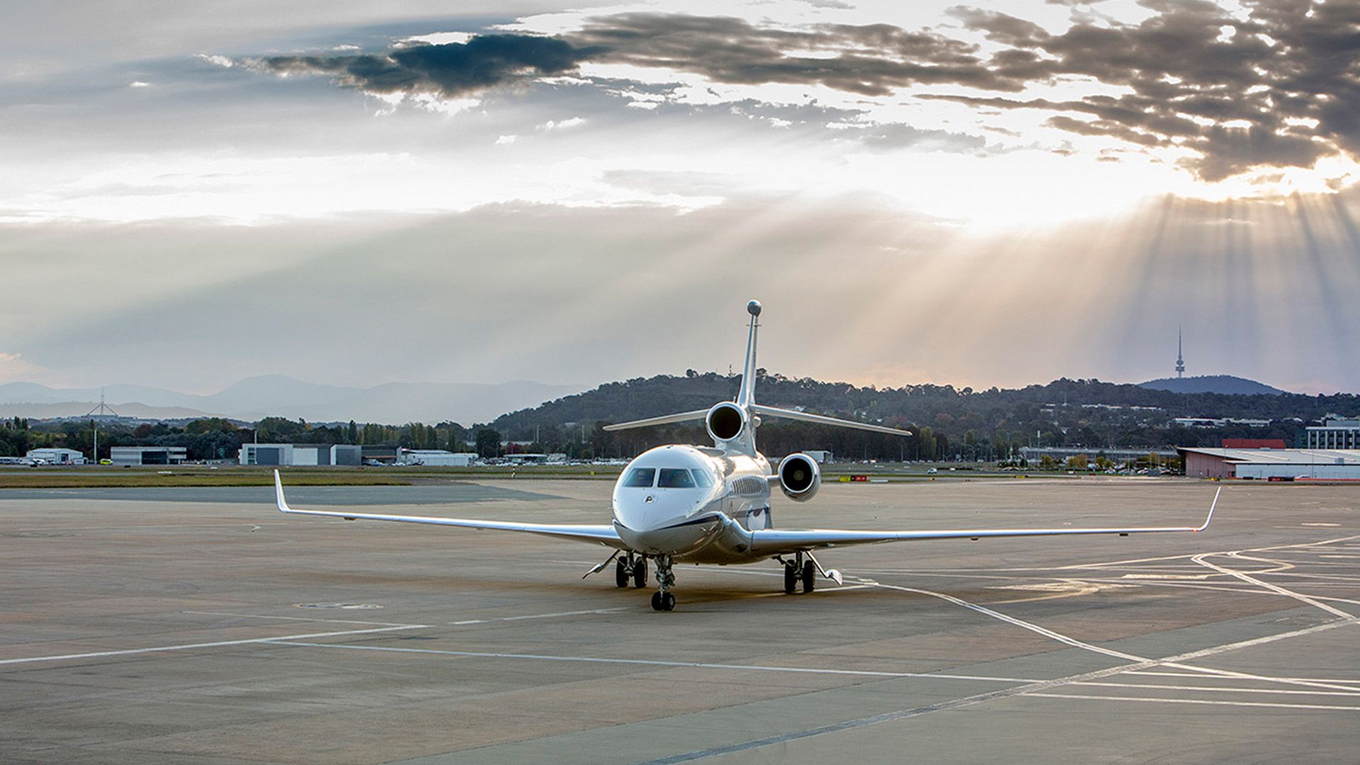 1920x1080 Australia receives first Falcon 7X VIP Aircraft from Dassault Aviation
