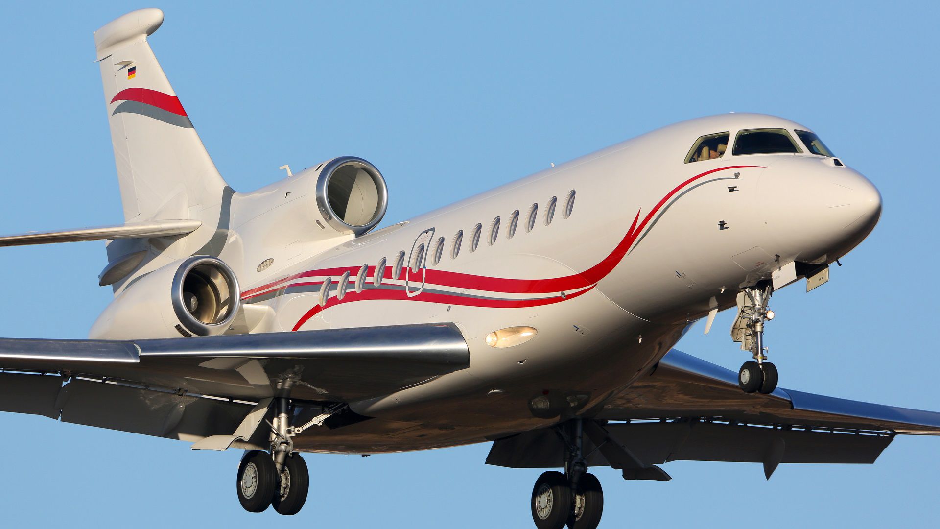 1920x1080 FALCON 7X