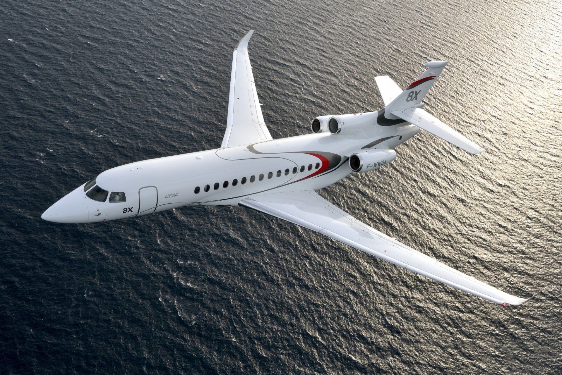 1920x1282 Dassault Falcon Wallpaper